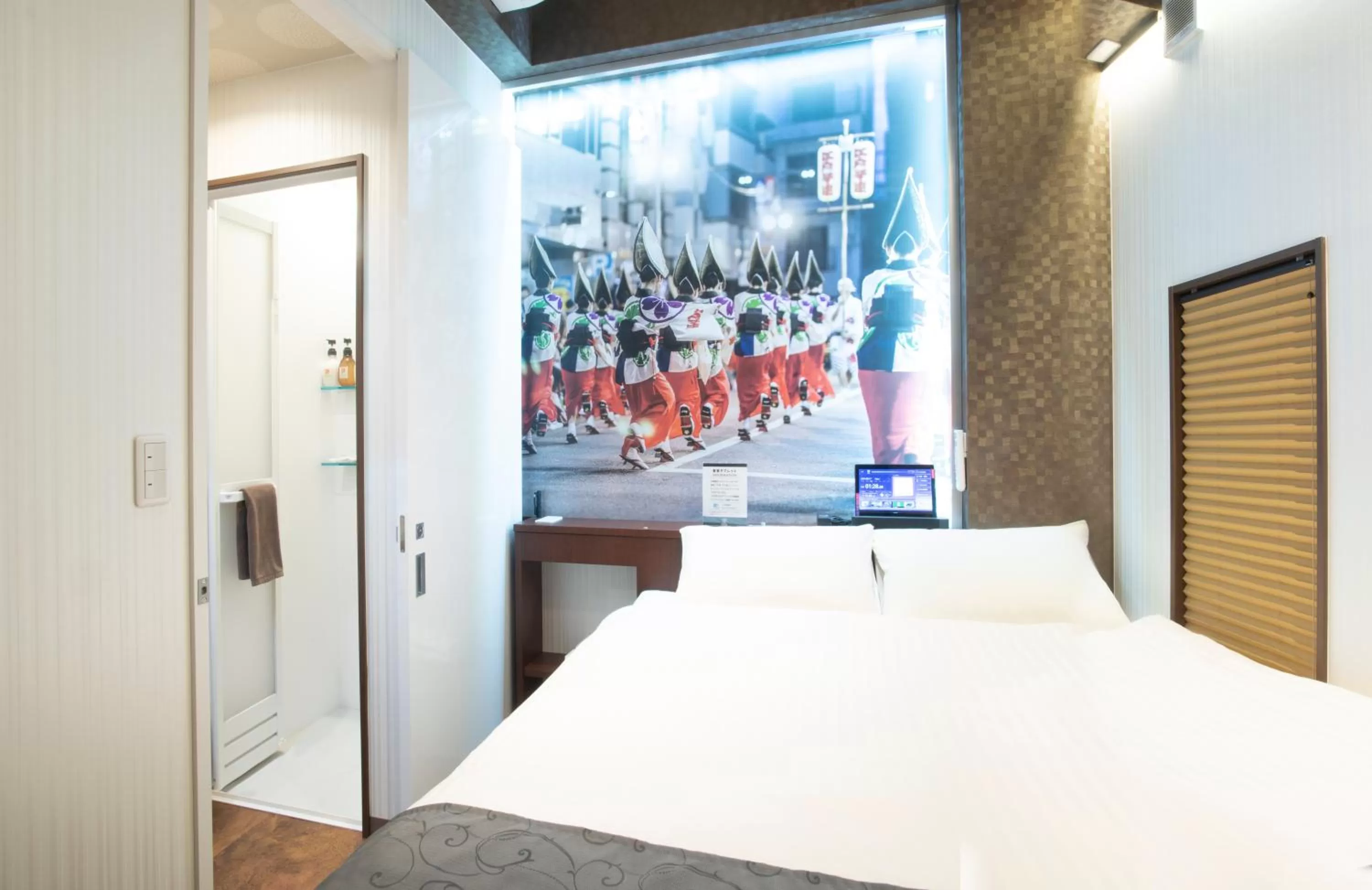 Photo of the whole room, Bed in Hotel Xcell Hiroshima Nagarekawa