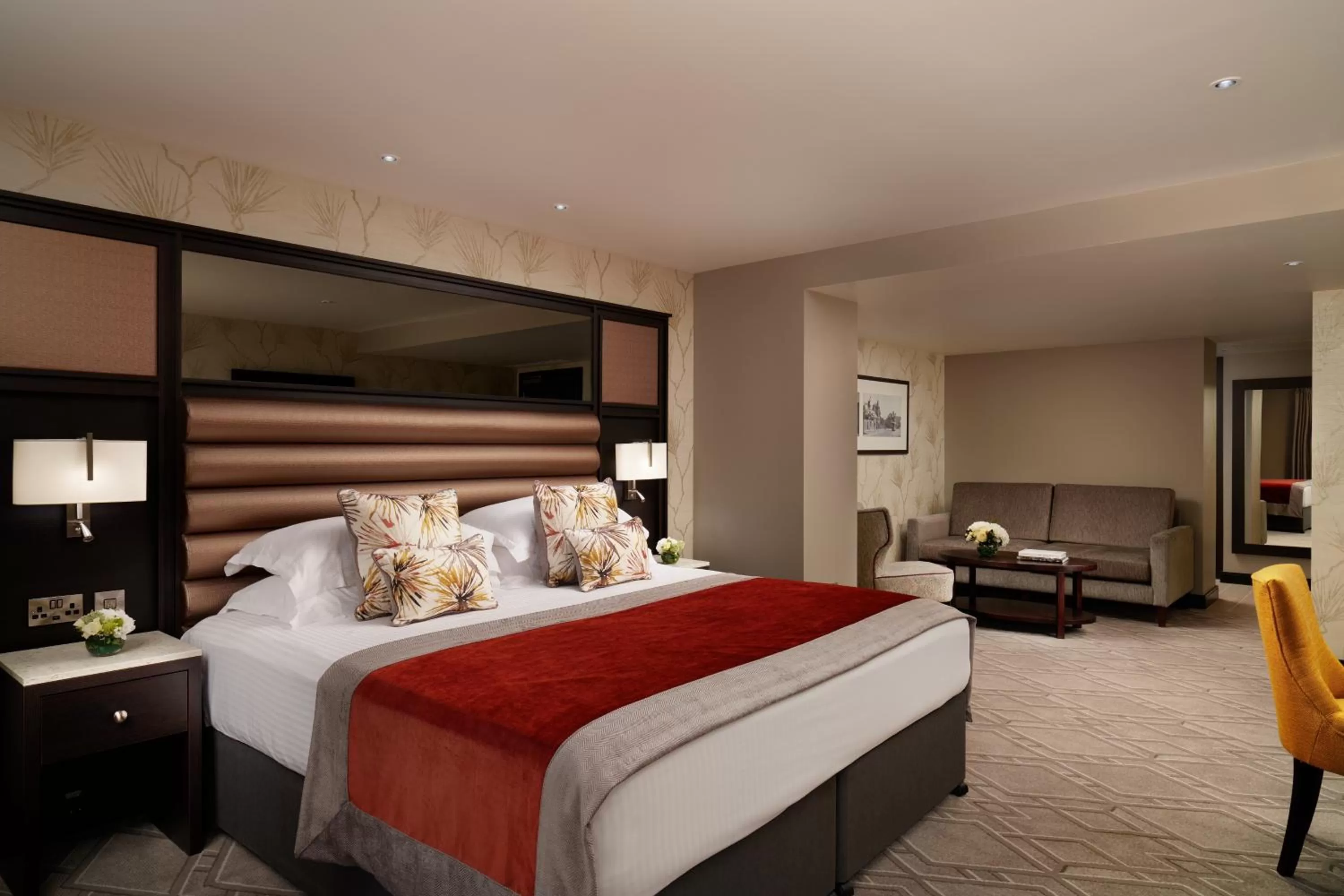 Photo of the whole room, Bed in Grand Central Hotel Belfast