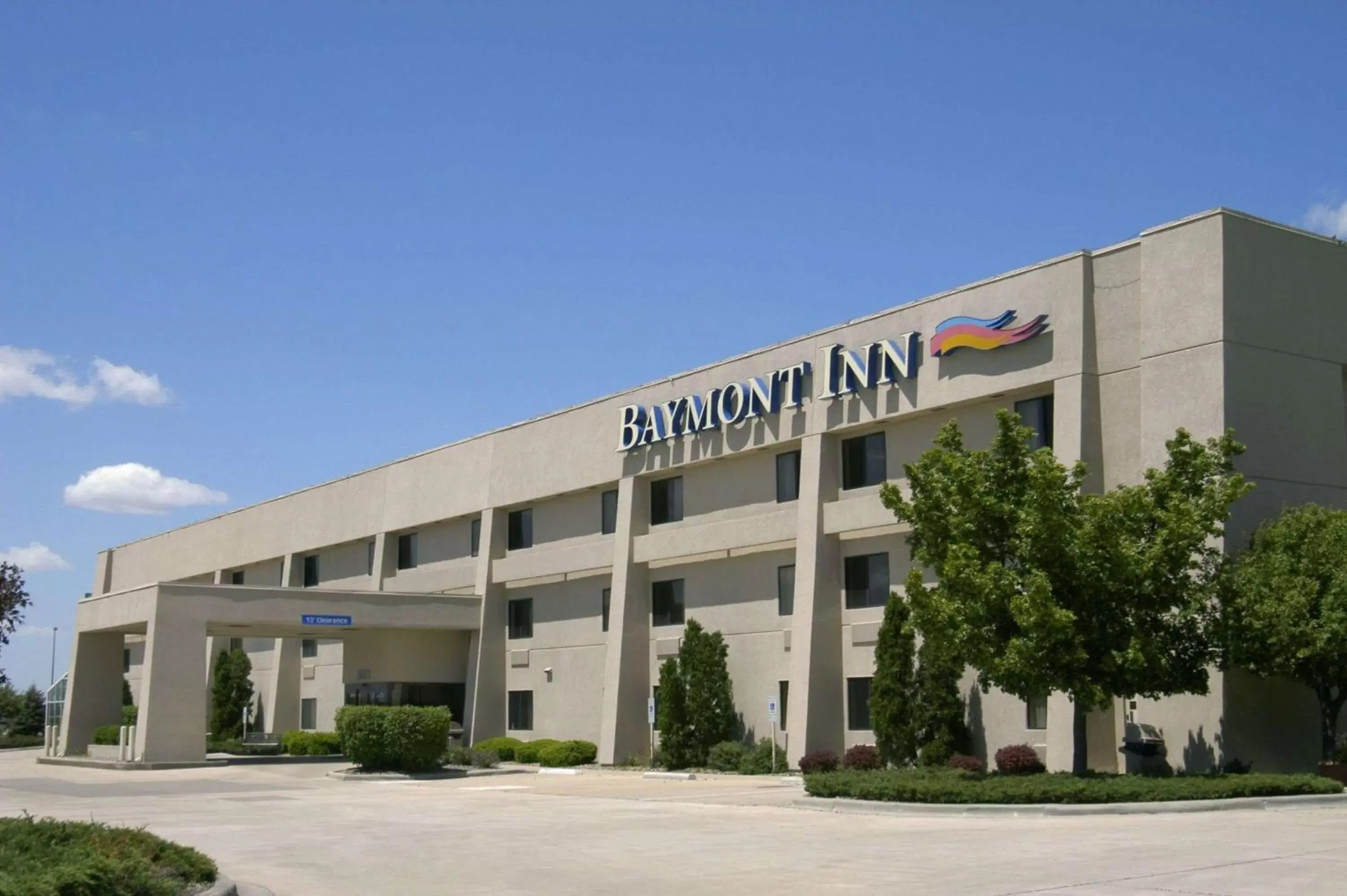 Property Building in Baymont by Wyndham Springfield IL