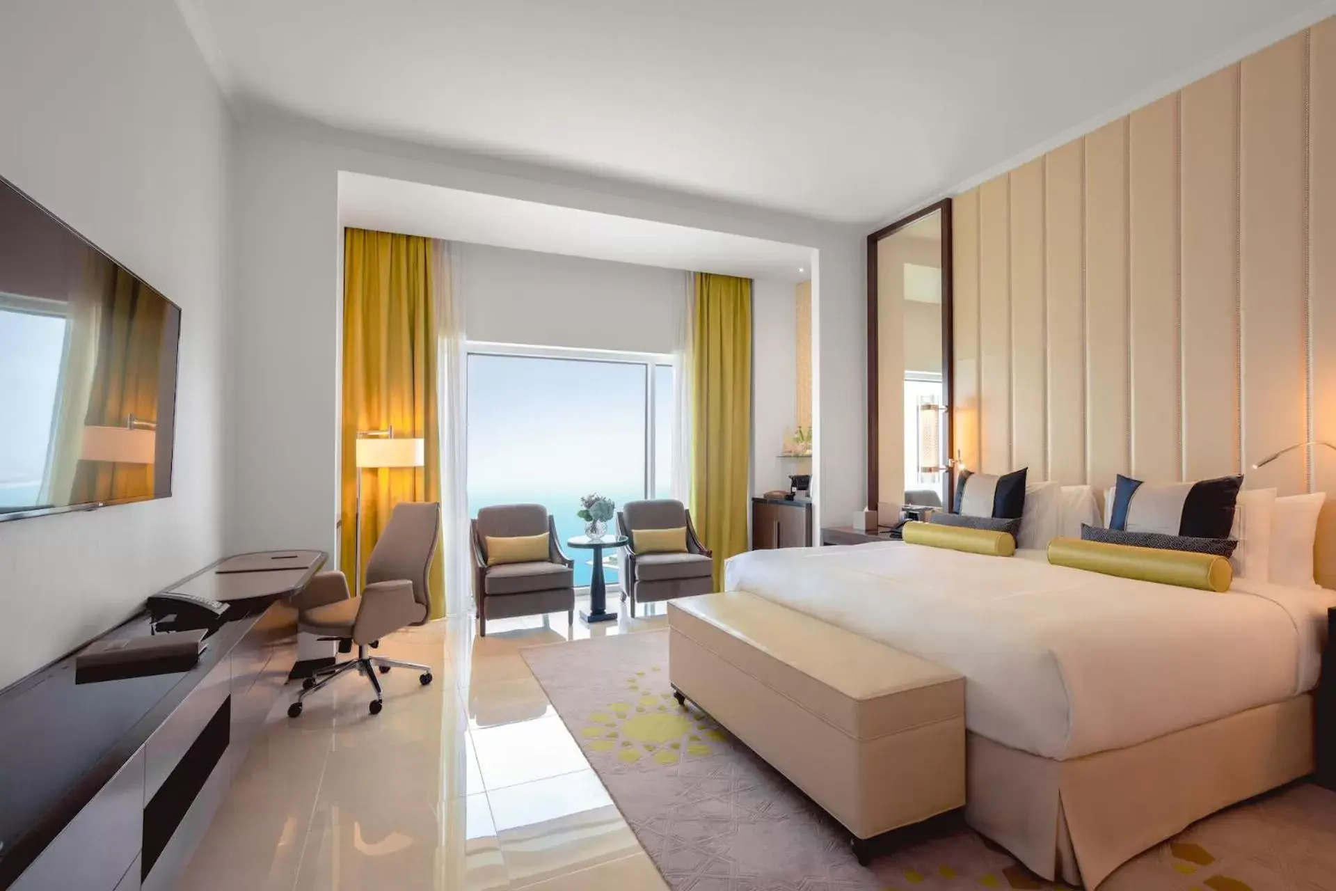 Premium Room with Sea View and Balcony in Rixos Marina Abu Dhabi