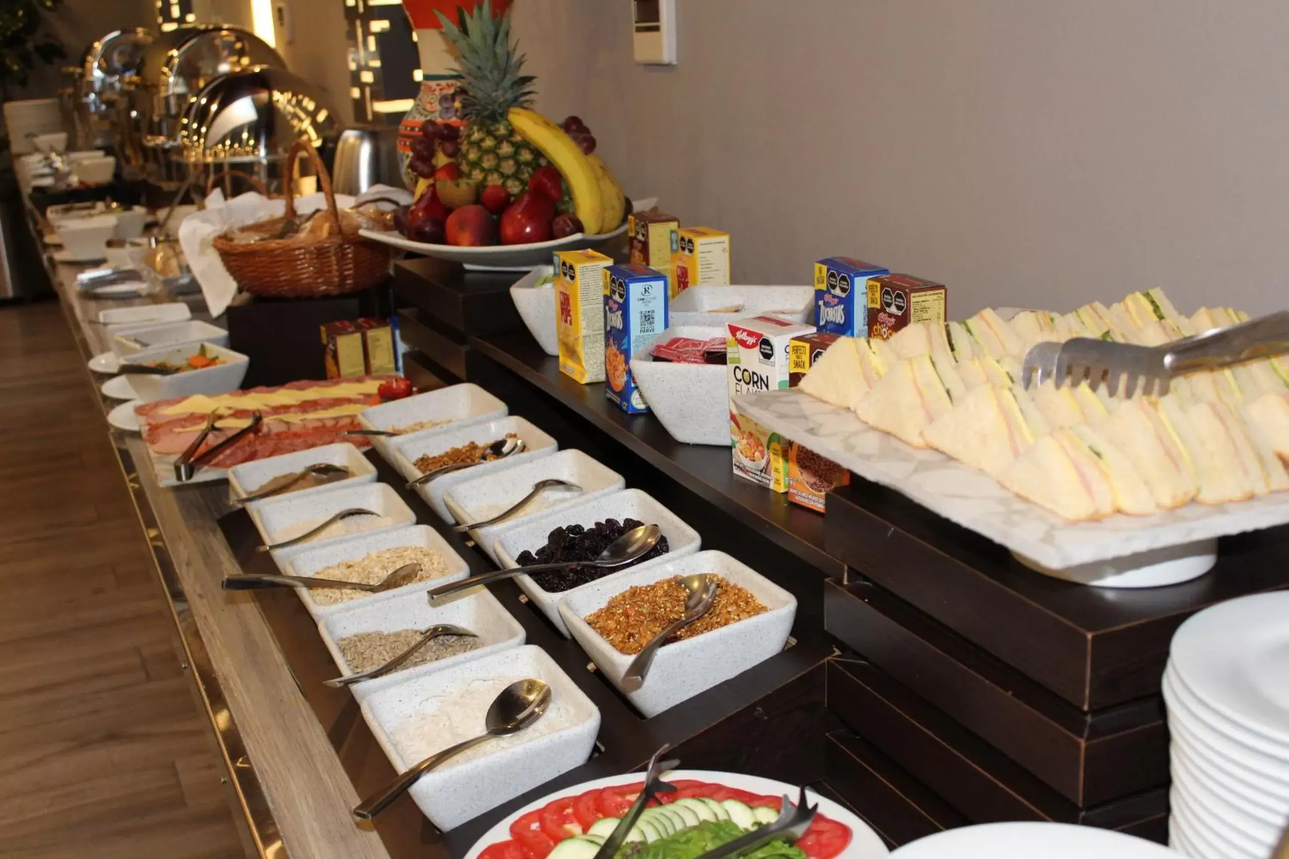 Buffet breakfast, Food in Hotel Ritz Ciudad de México