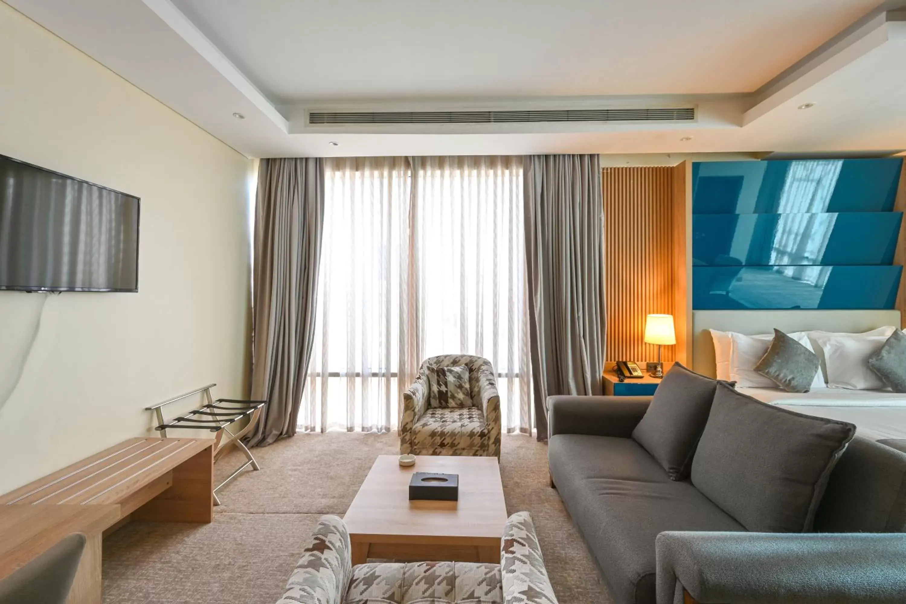 Living room, Seating Area in Al Mansour Suites Hotel