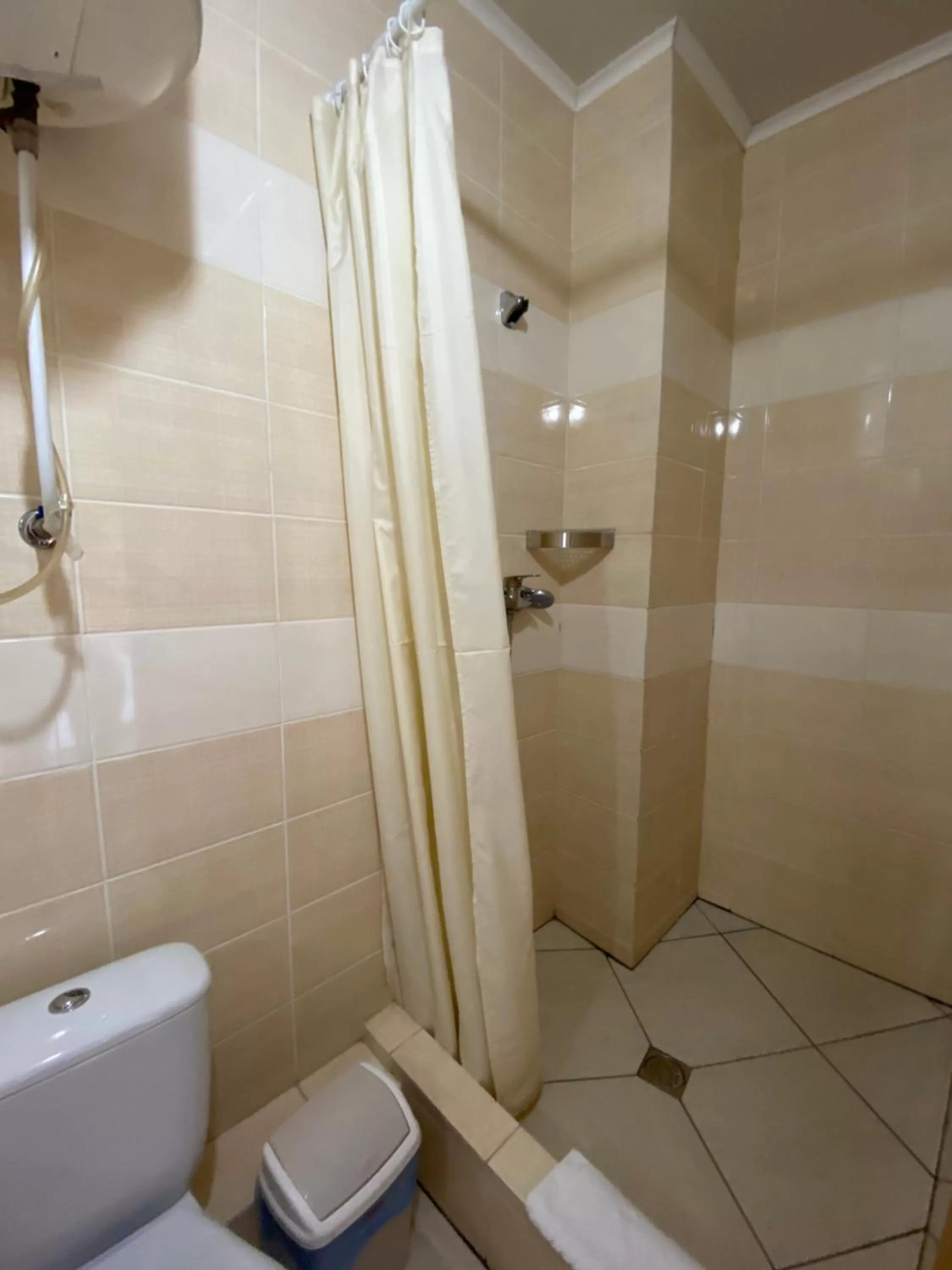 Bathroom in irisHotels