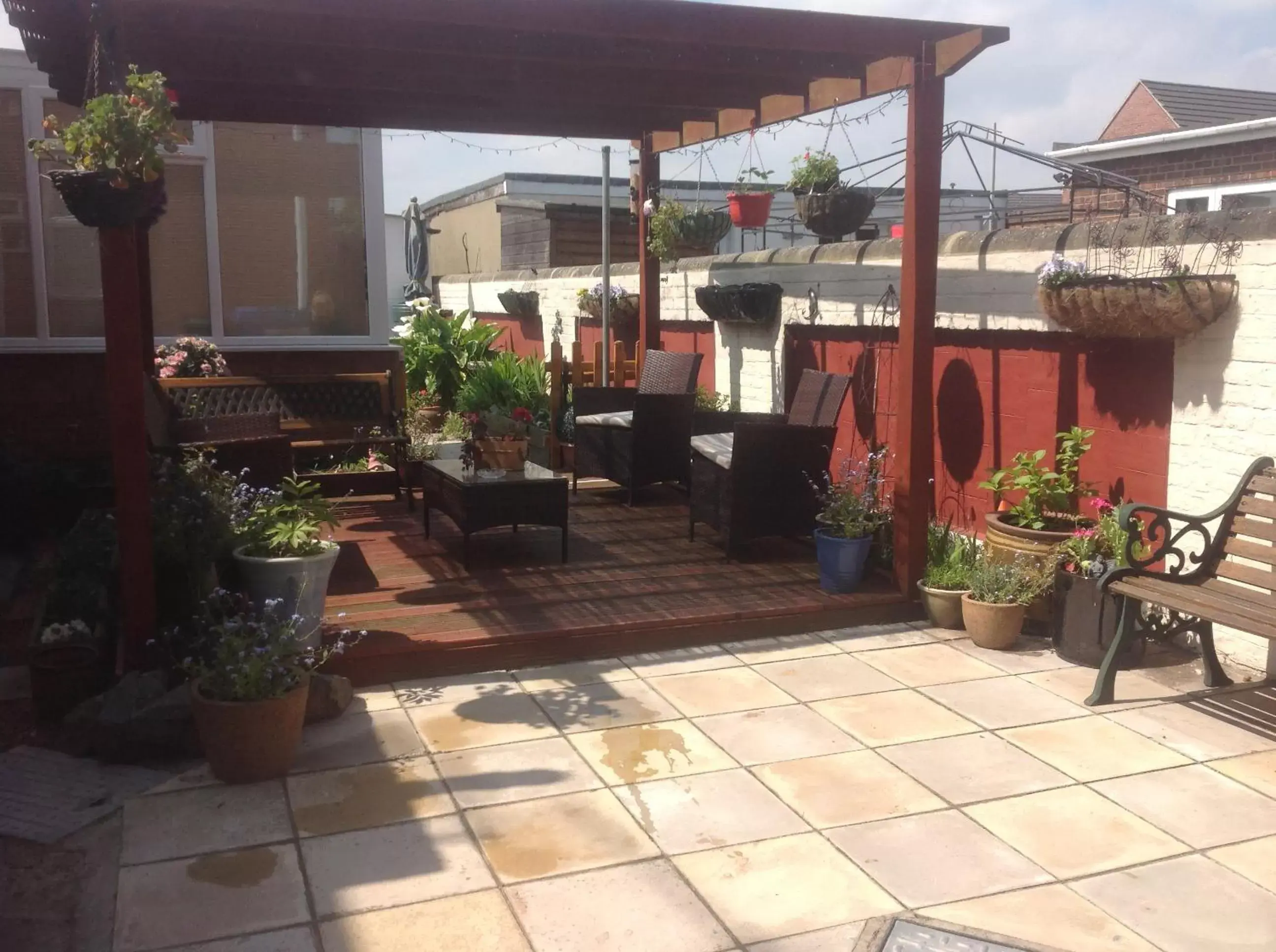Patio, Lounge/Bar in Cleasewood Guest House