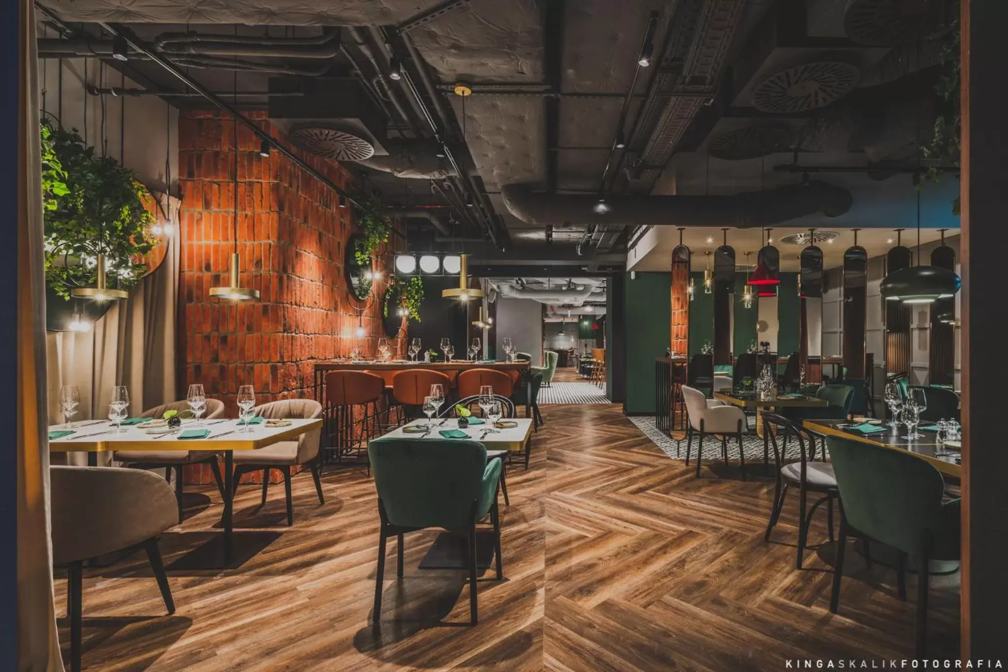 Restaurant/Places to Eat in Royal Tulip Warsaw Apartments