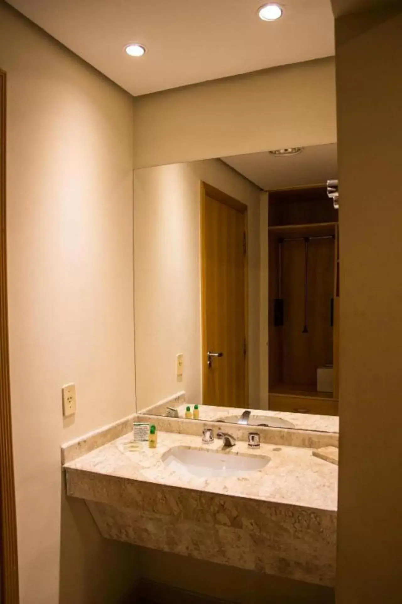 Standard Twin Room - single occupancy in Carlton Plaza Baobá Standard Twin Room - single occupancy in Carlton Plaza Baobá