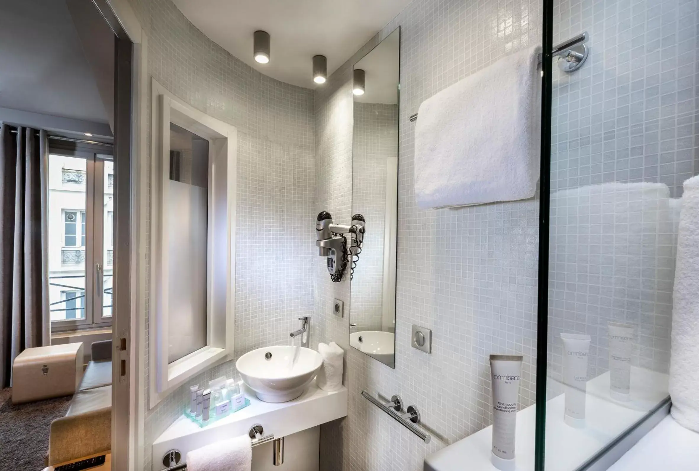 Bathroom in Hotel Du Cadran