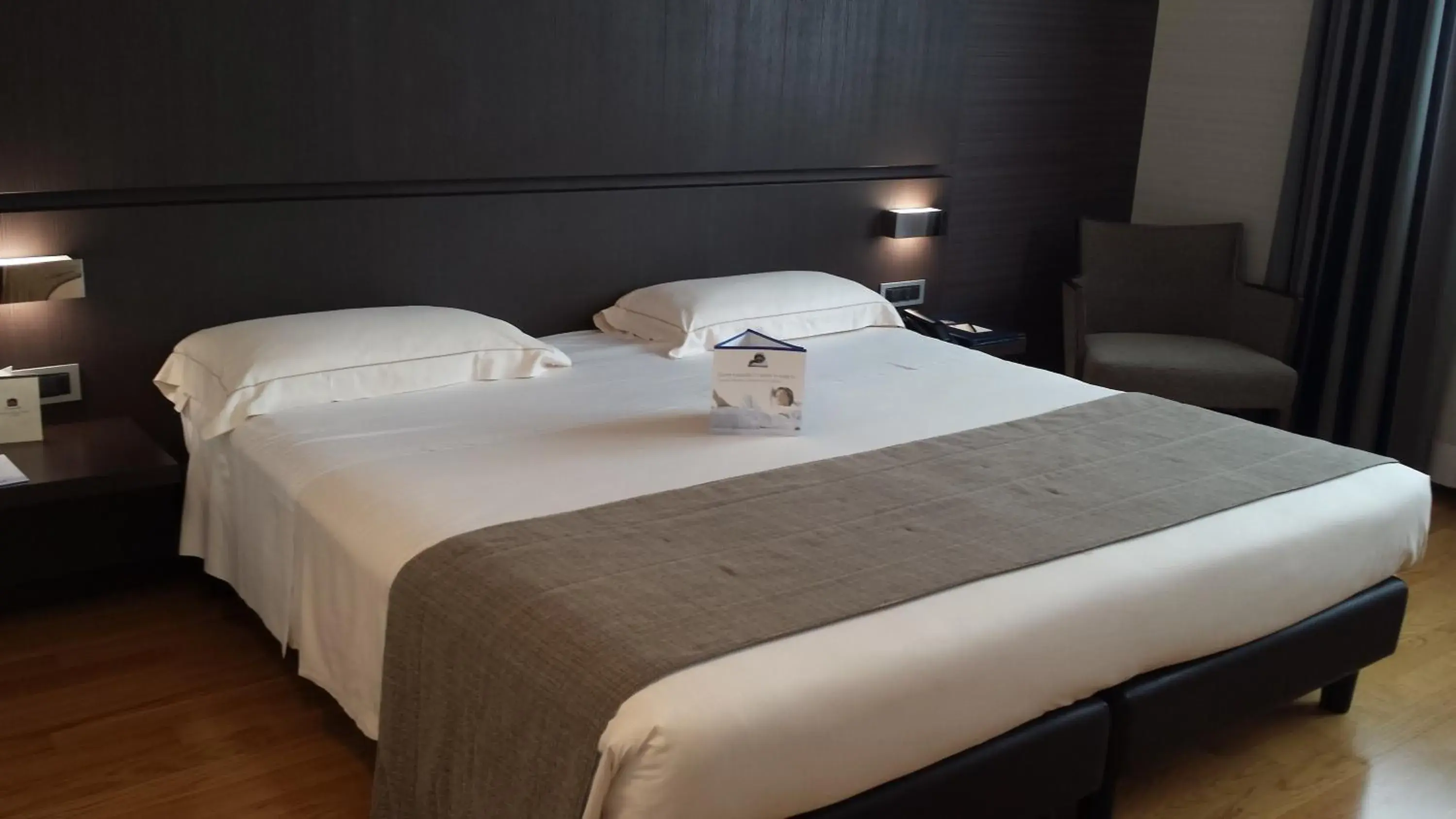 Bed in Best Western Premier Hotel Monza E Brianza Palace