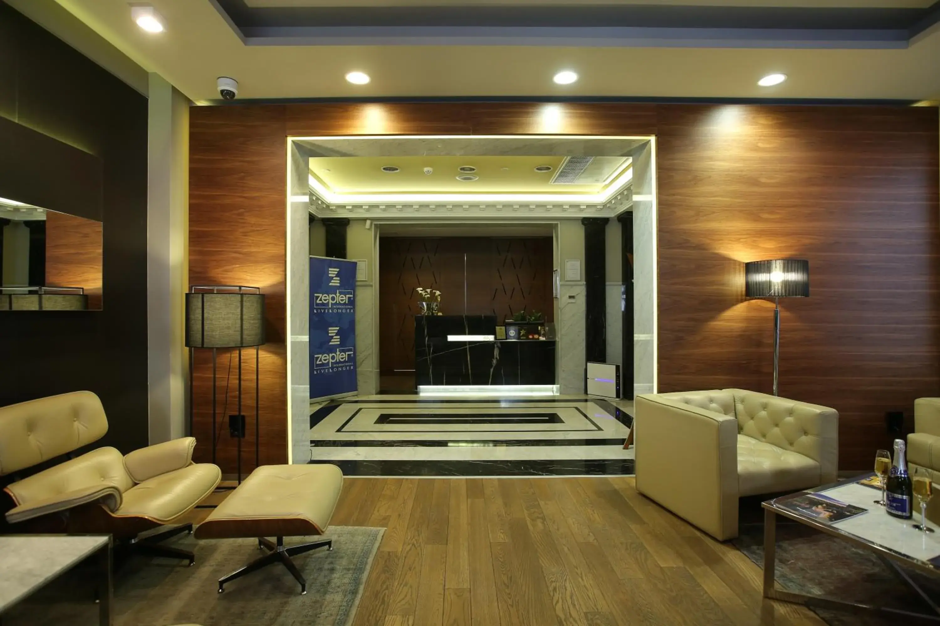 Lounge or bar, Lobby/Reception in Zepter Hotel