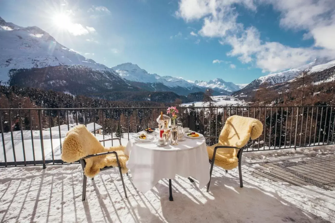 Balcony/Terrace, Mountain View in Suvretta House