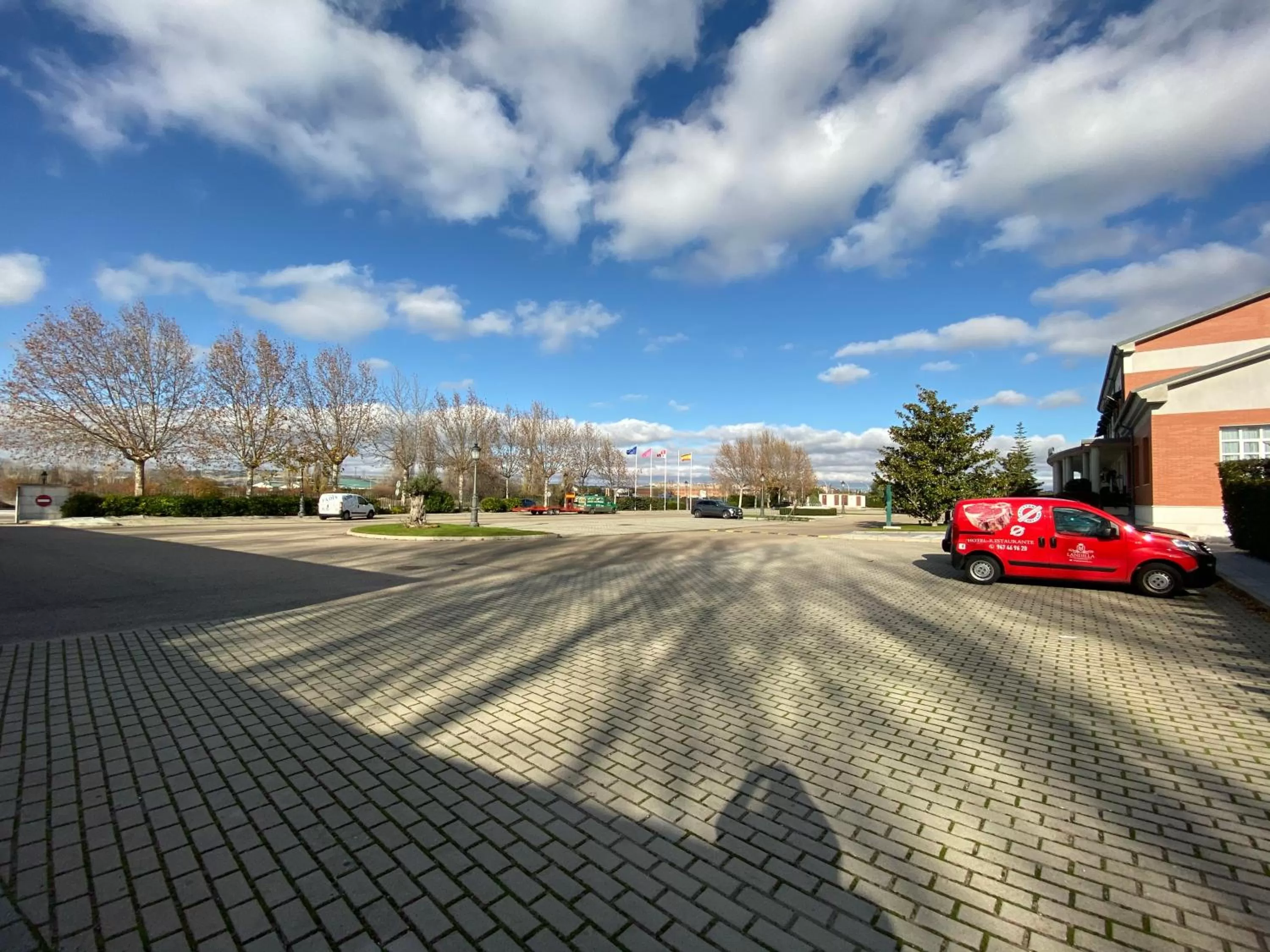 Parking in Hotel Lasa Sport