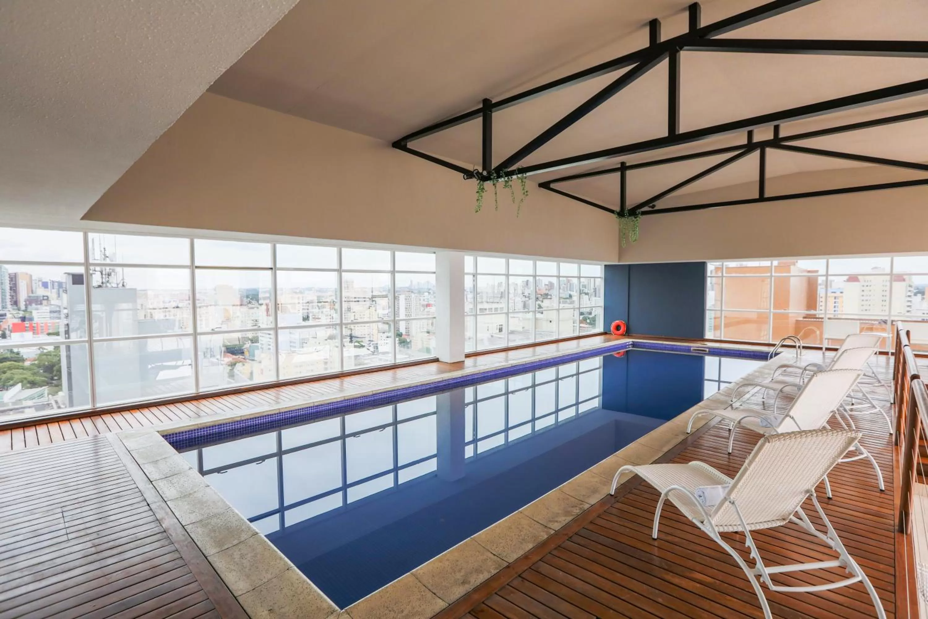Pool view in Pestana Curitiba