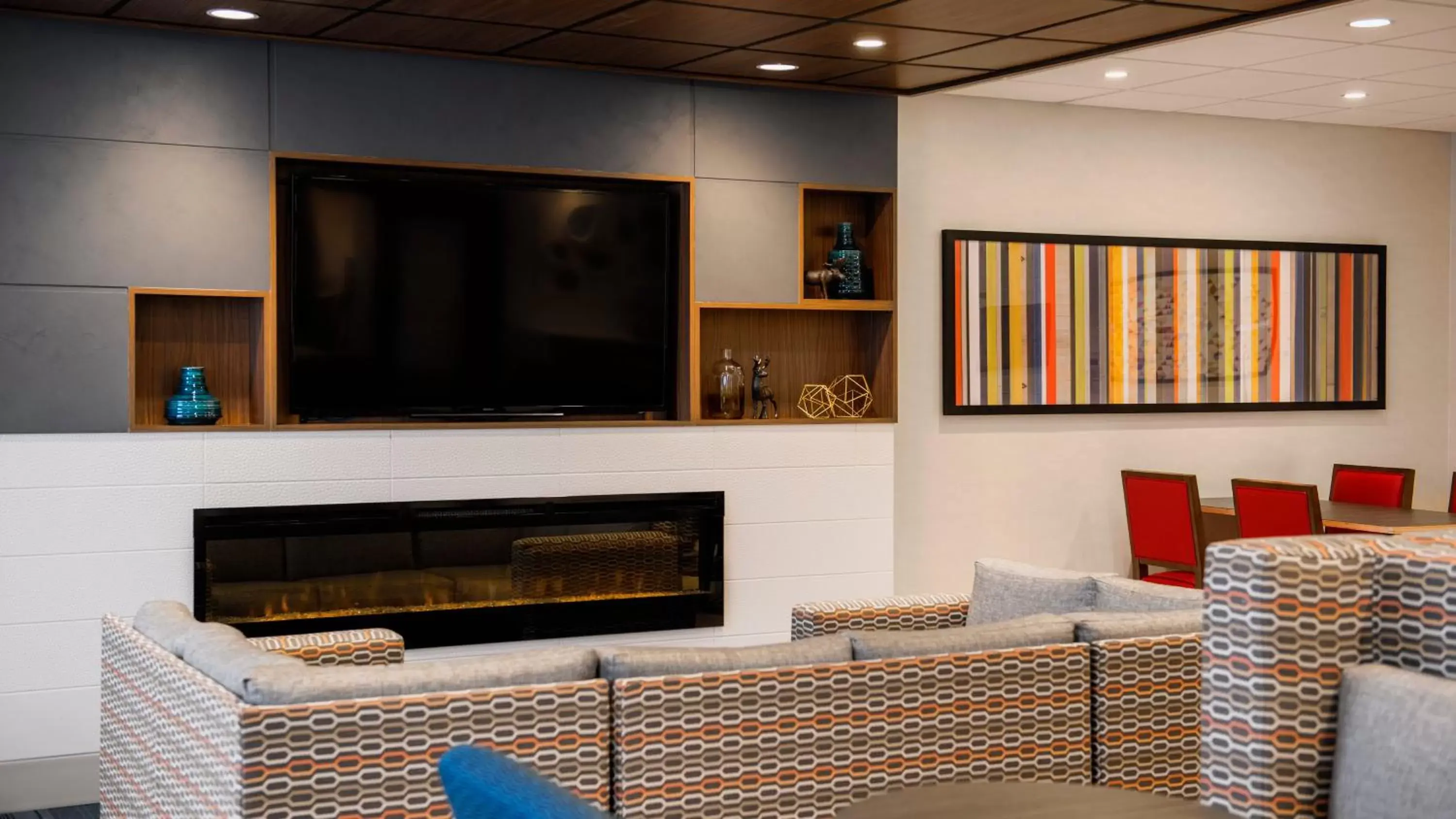 Breakfast in Holiday Inn Express Airdrie by IHG Breakfast in Holiday Inn Express Airdrie by IHG