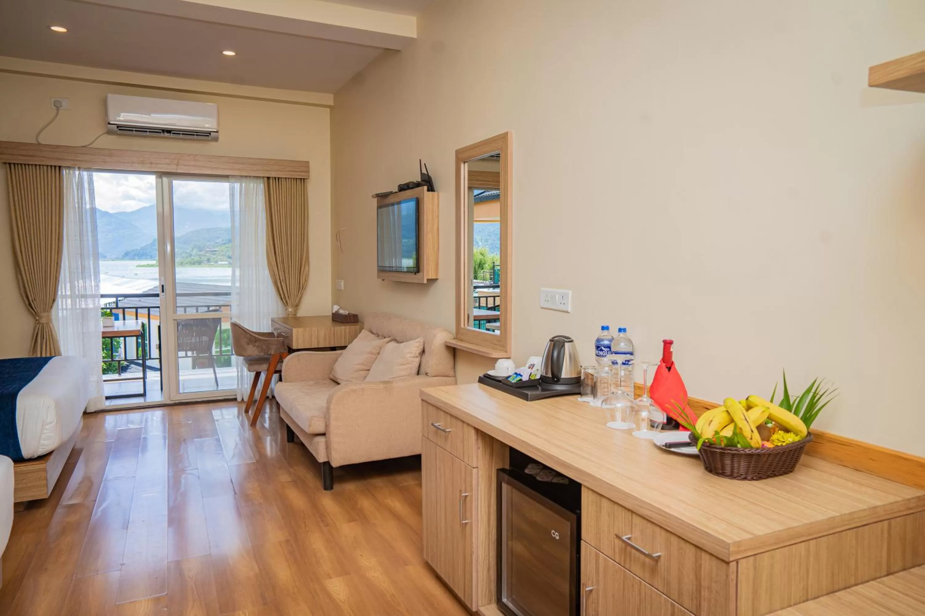 Bedroom in Majestic Lake Front Hotel & Suites