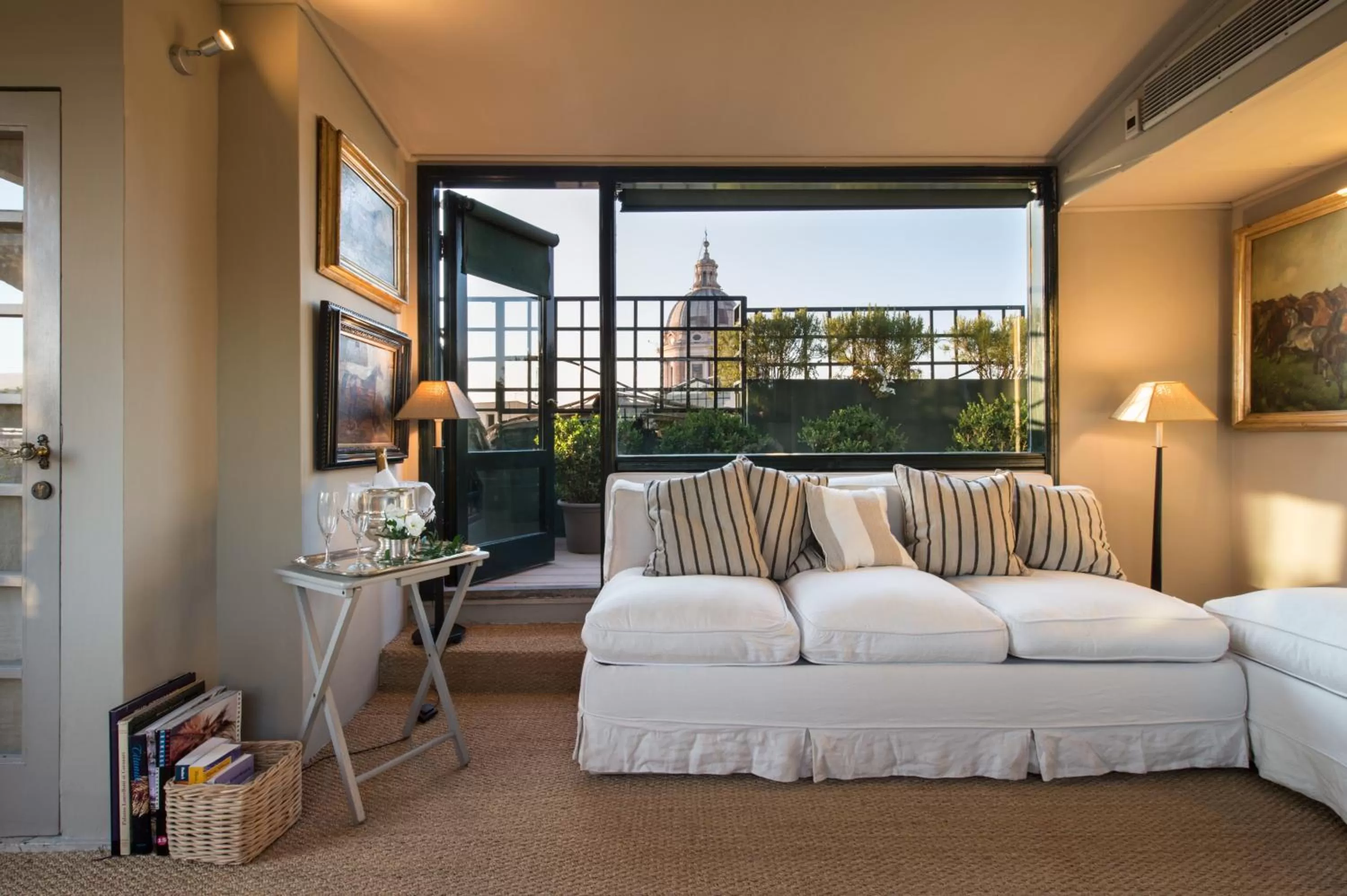 Living room in Residenza Napoleone III