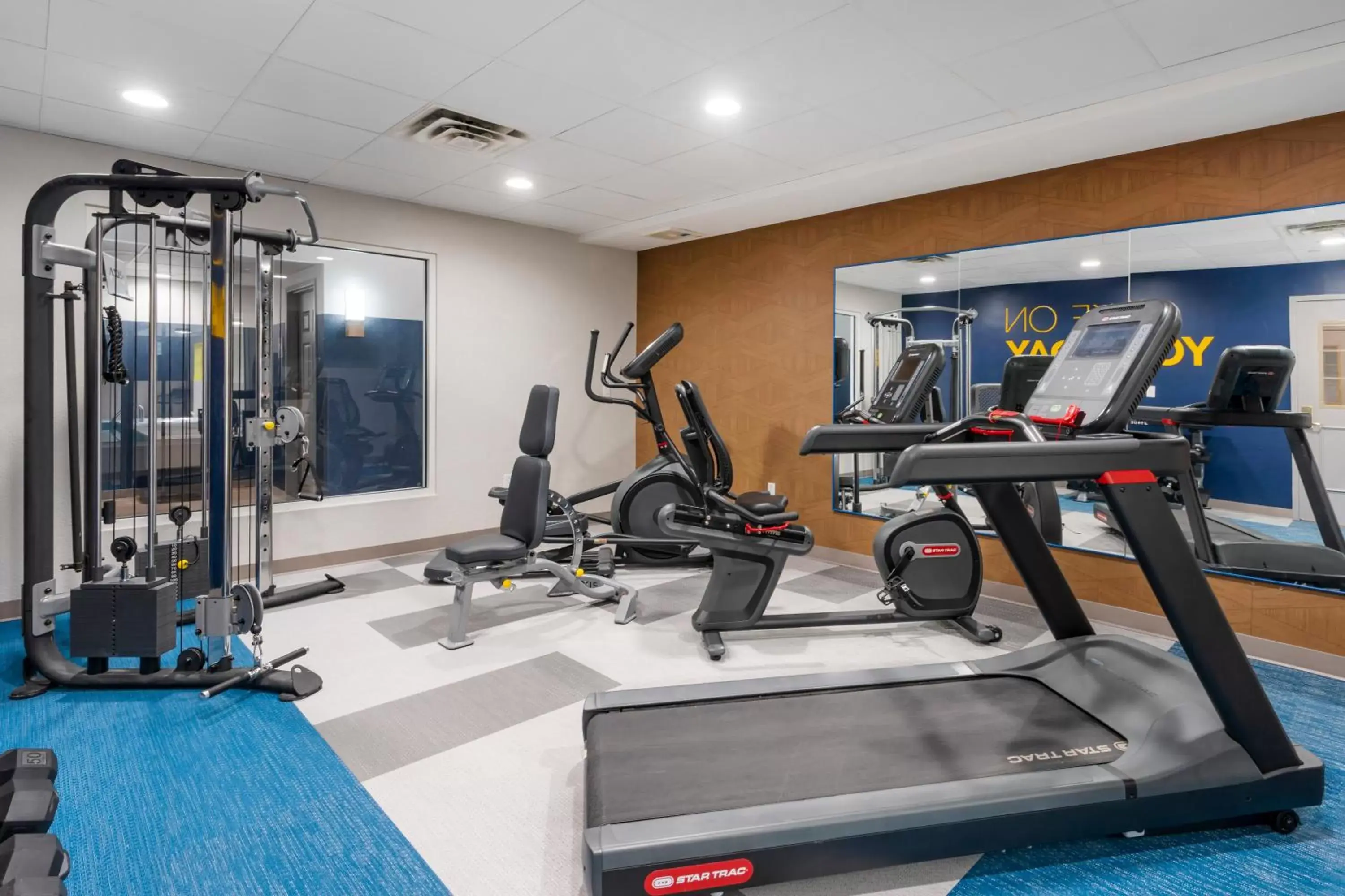 Fitness centre/facilities, Fitness Center/Facilities in Comfort Inn & Suites Hampton near Coliseum