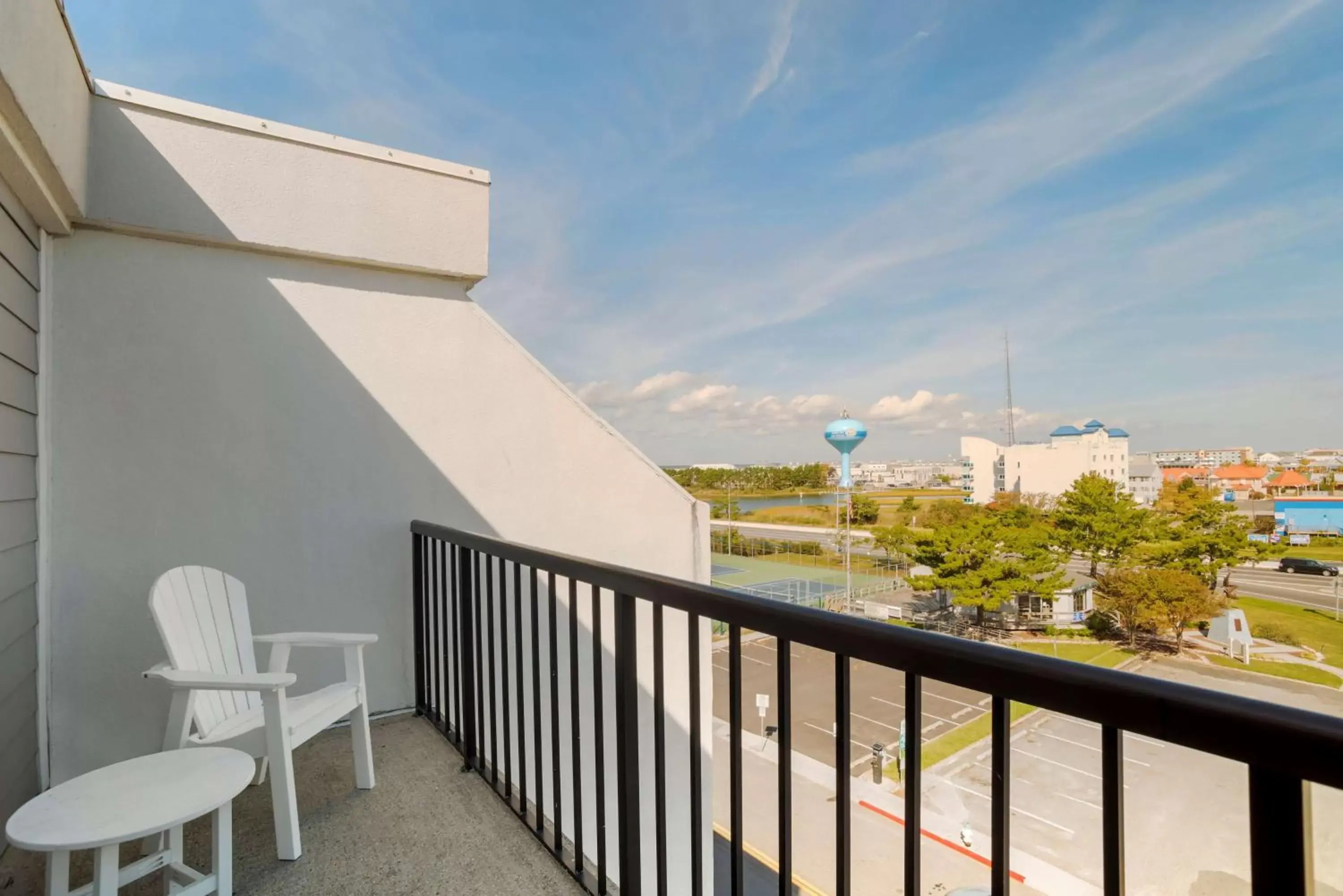 Bedroom, Balcony/Terrace in Best Western Plus Ocean City