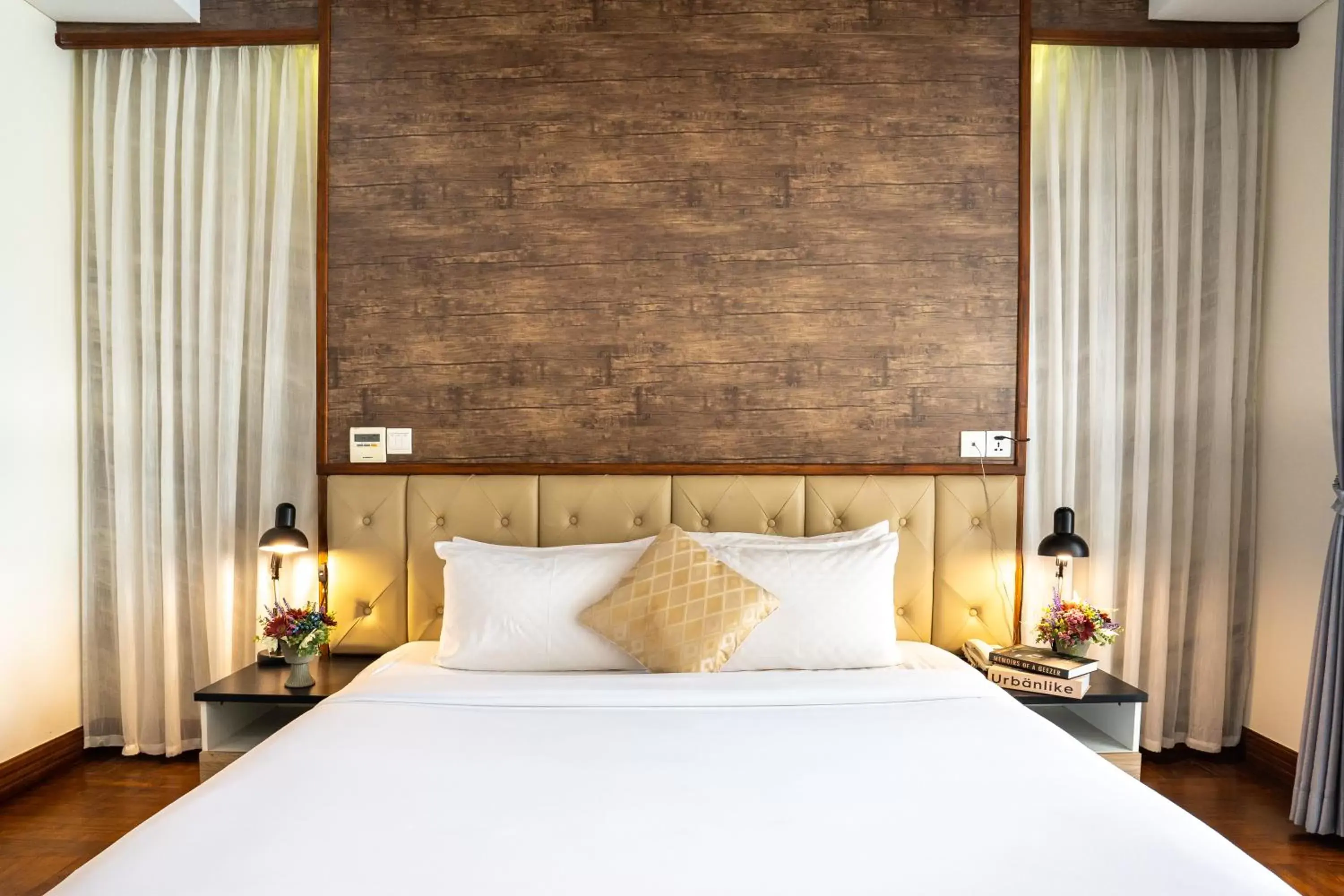 Bed in LCS Hotel & Apartment Bed in LCS Hotel & Apartment