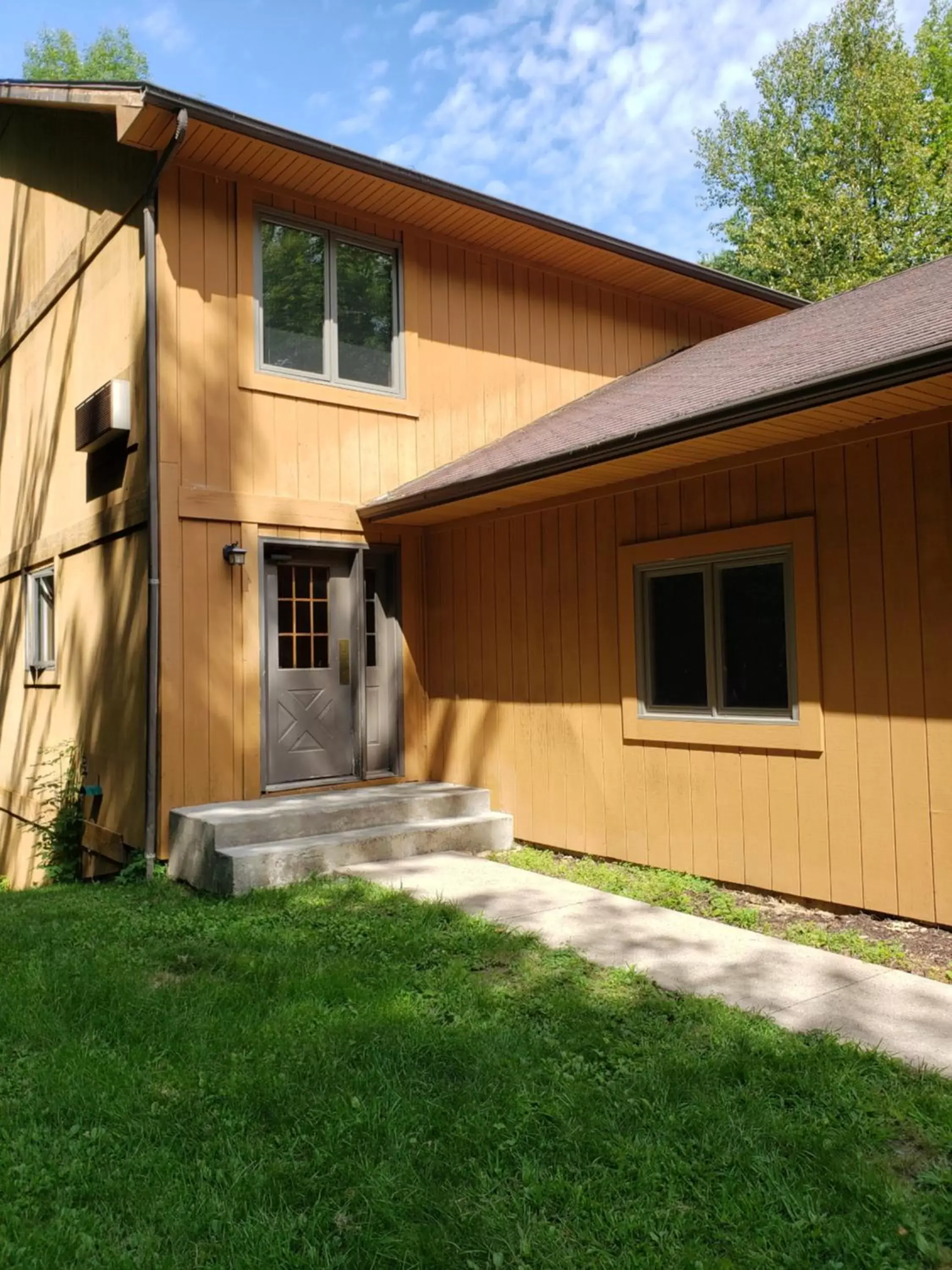 Property Building in Rib Mountain Inn