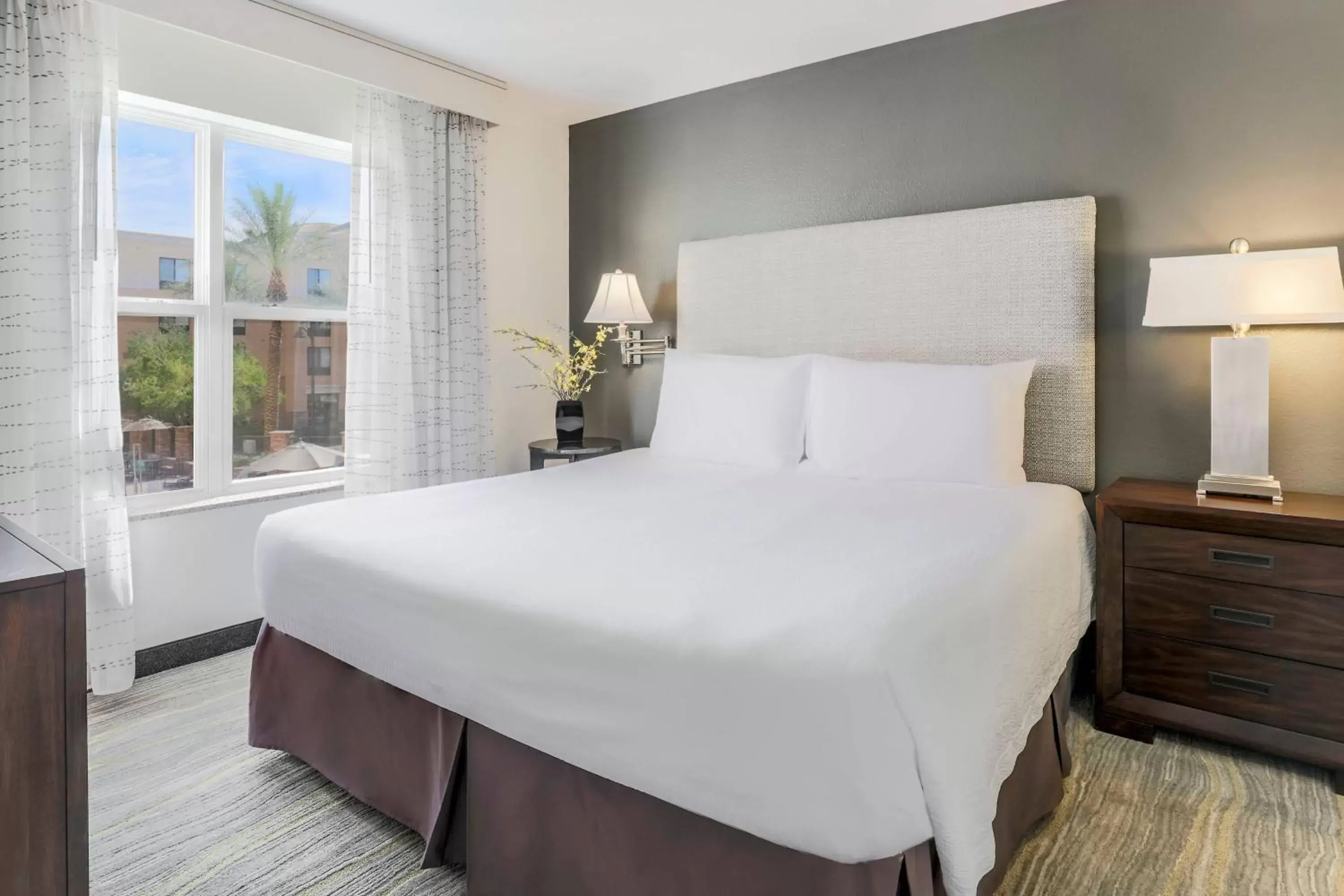 Bedroom, Bed in Residence Inn Phoenix Glendale Sports & Entertainment District