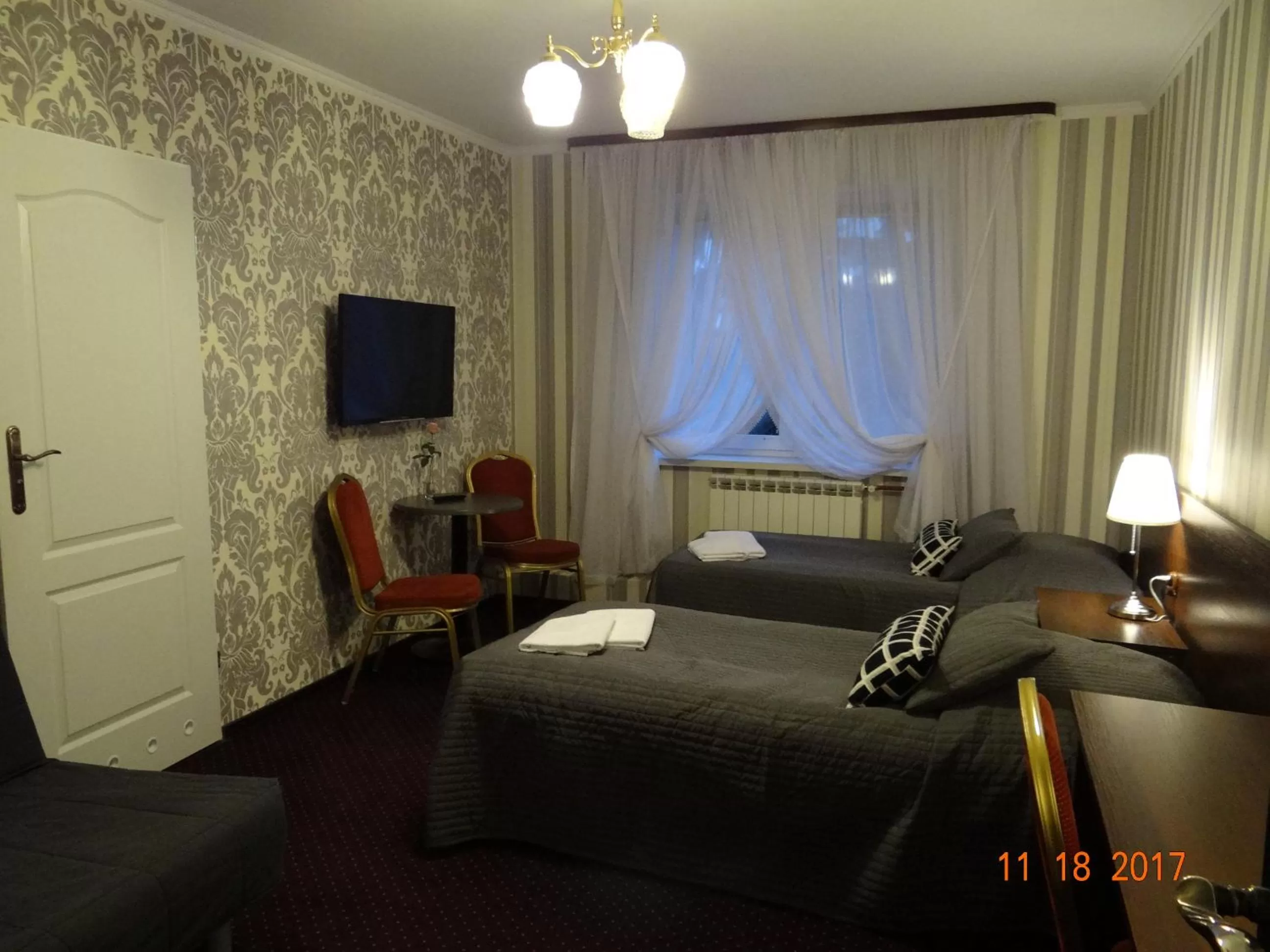 Photo of the whole room, Bed in "Arkadia"