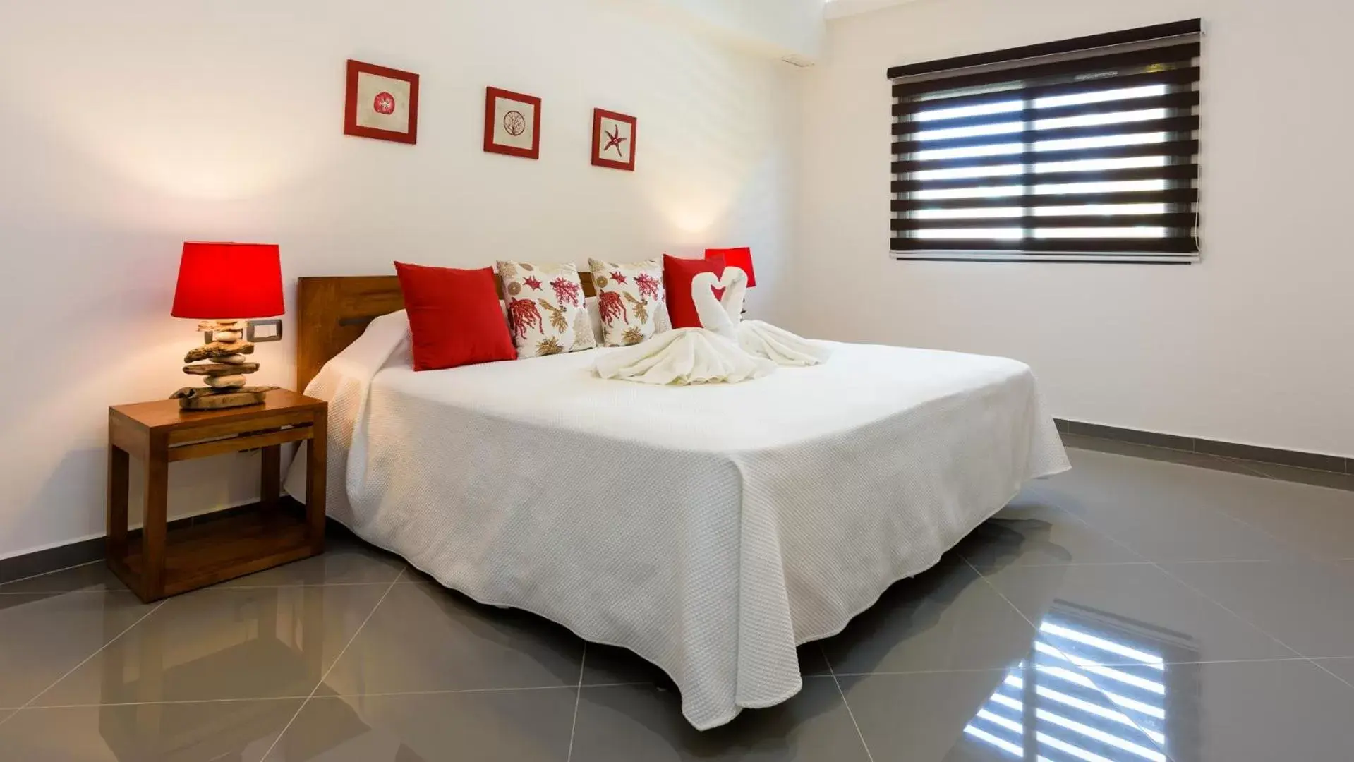 Bed in Aligio Apart-hotel & Spa - Las Terrenas