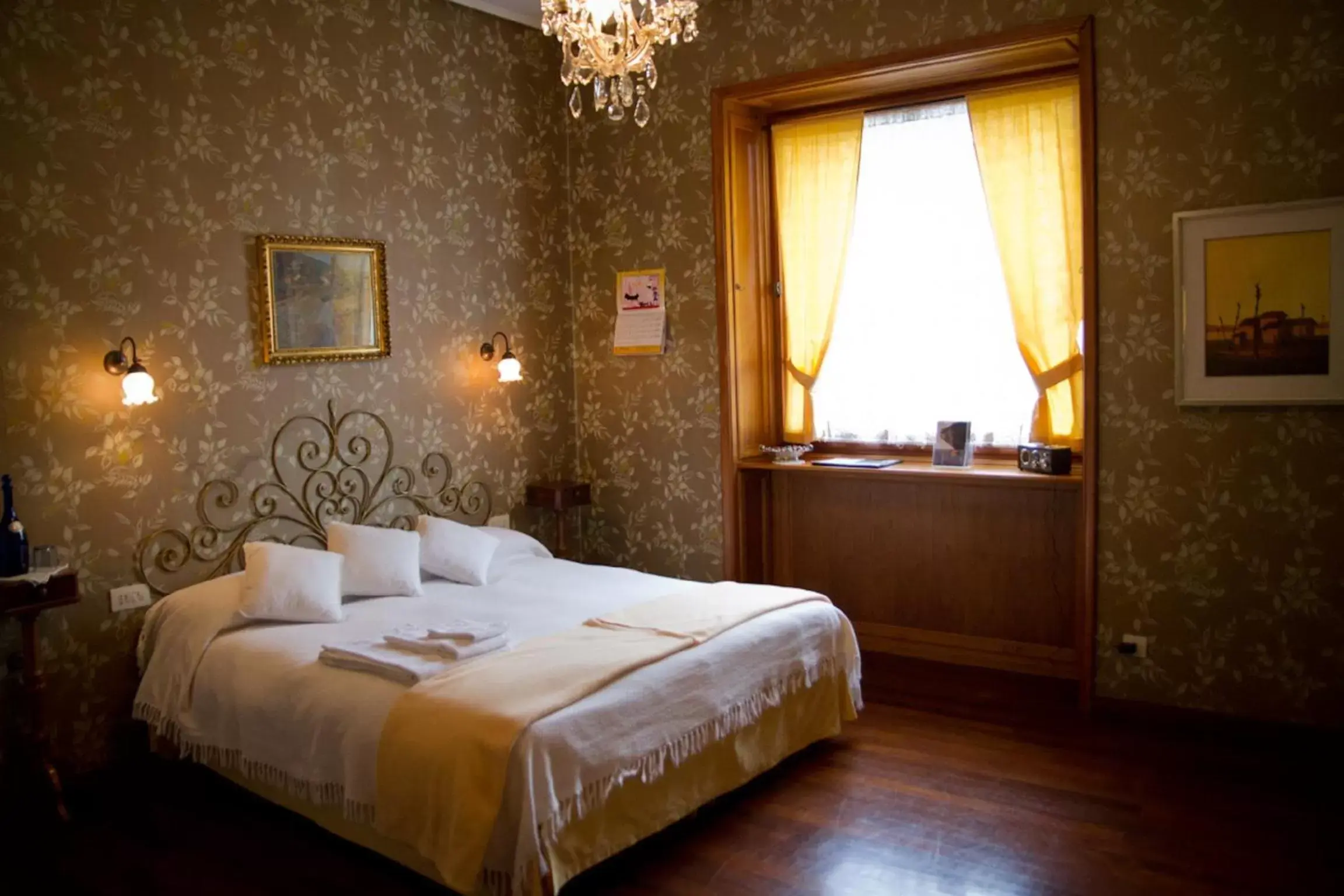 Photo of the whole room, Bed in Locanda dei Buoni e Cattivi