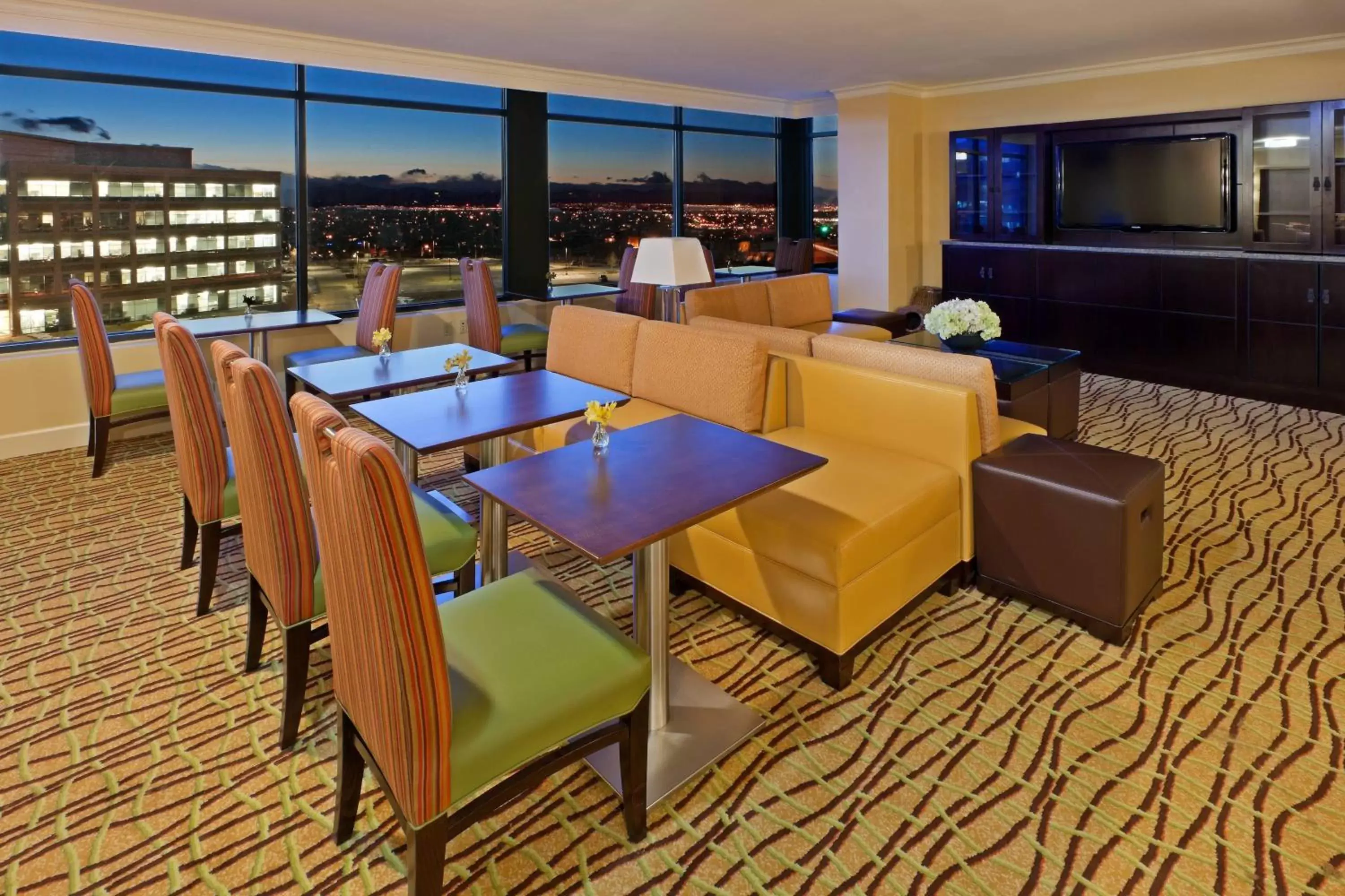 Lounge or bar, Restaurant/Places to Eat in Denver Marriott South at Park Meadows