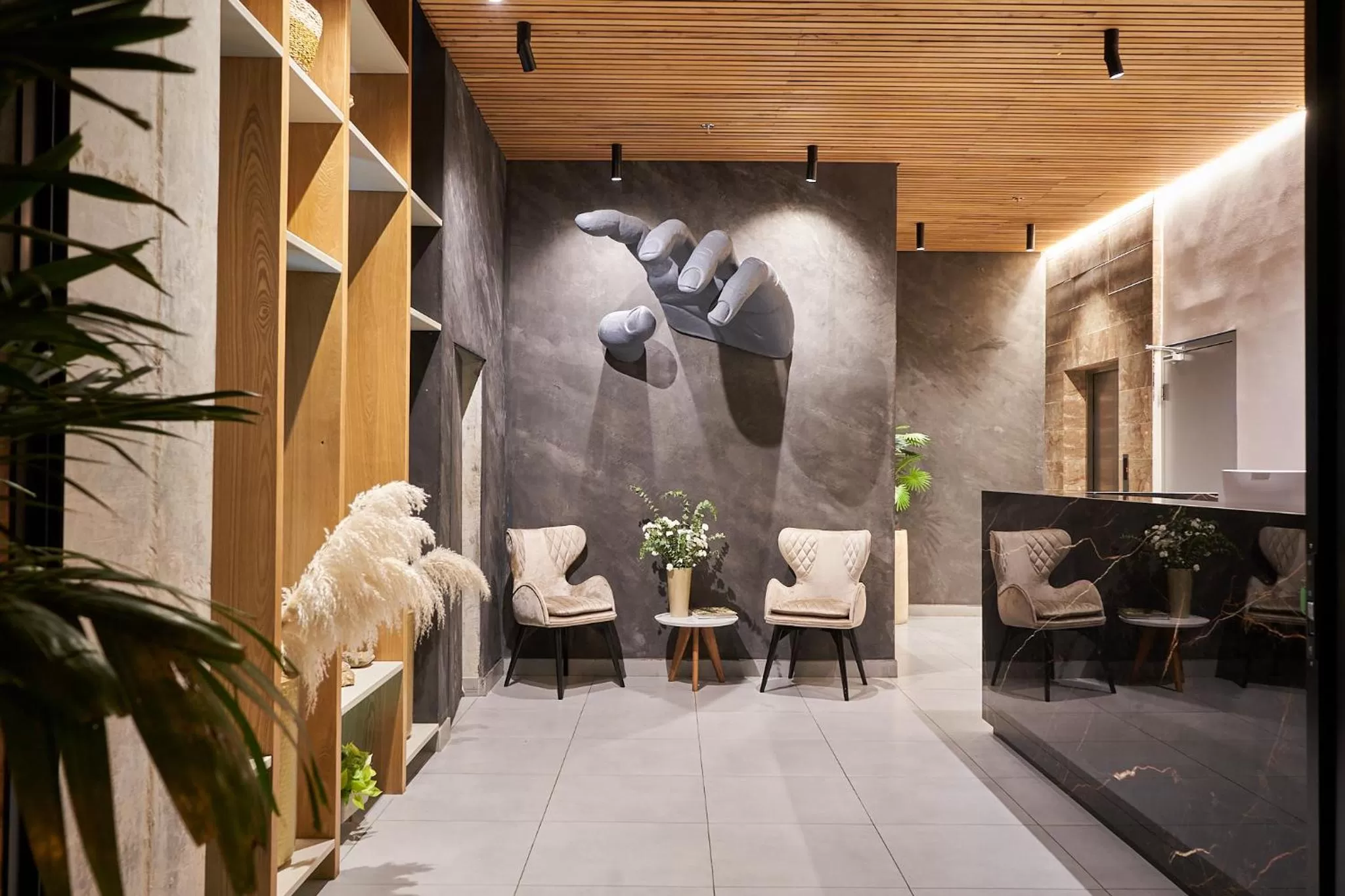 Lobby or reception in Eutopiq Hotel