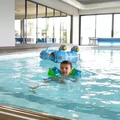 Swimming Pool in The Originals City, Ax Hotel, La Châtaigneraie