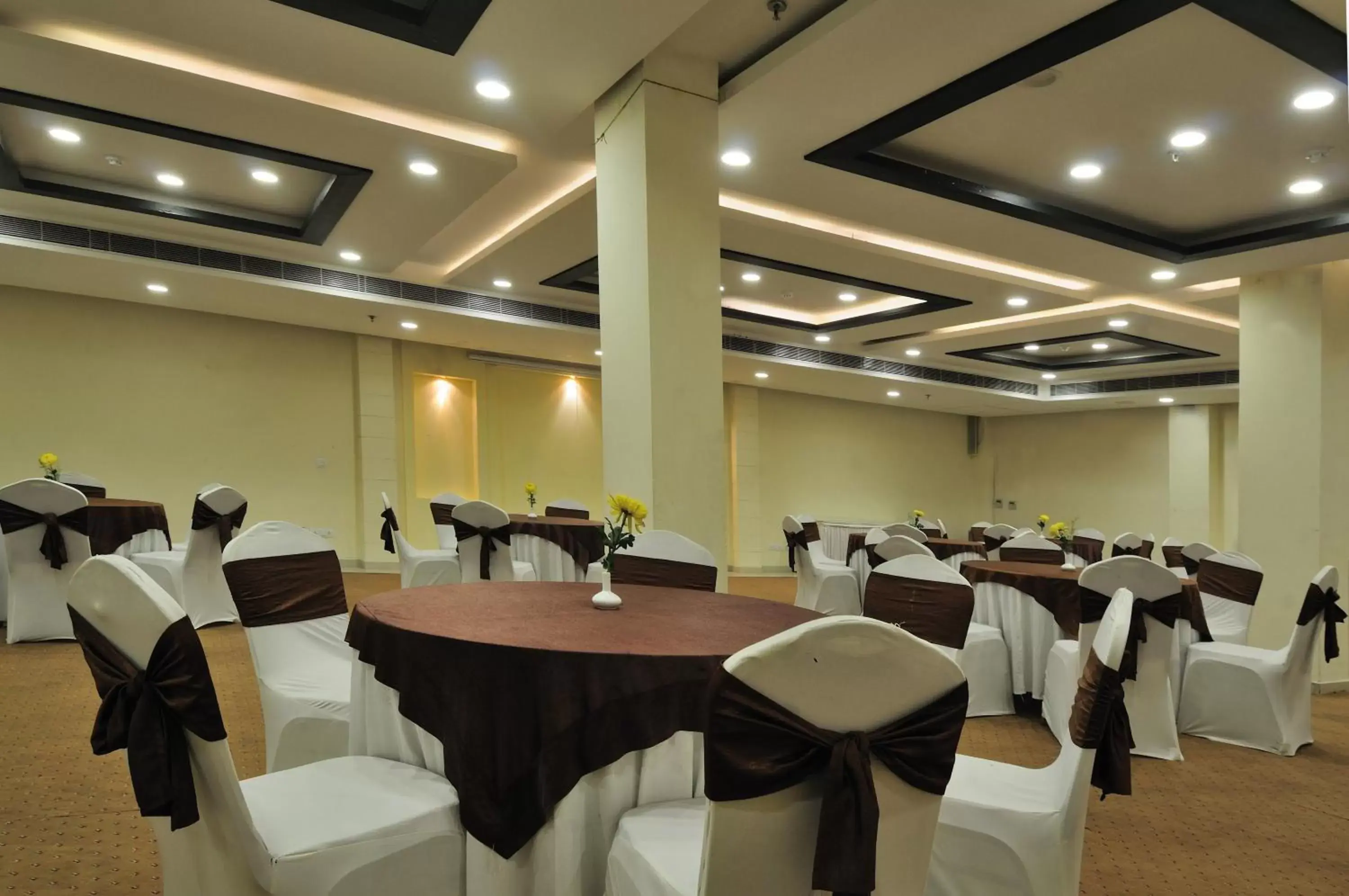 Business facilities, Banquet Facilities in The Grand Orion - Kailash Colony