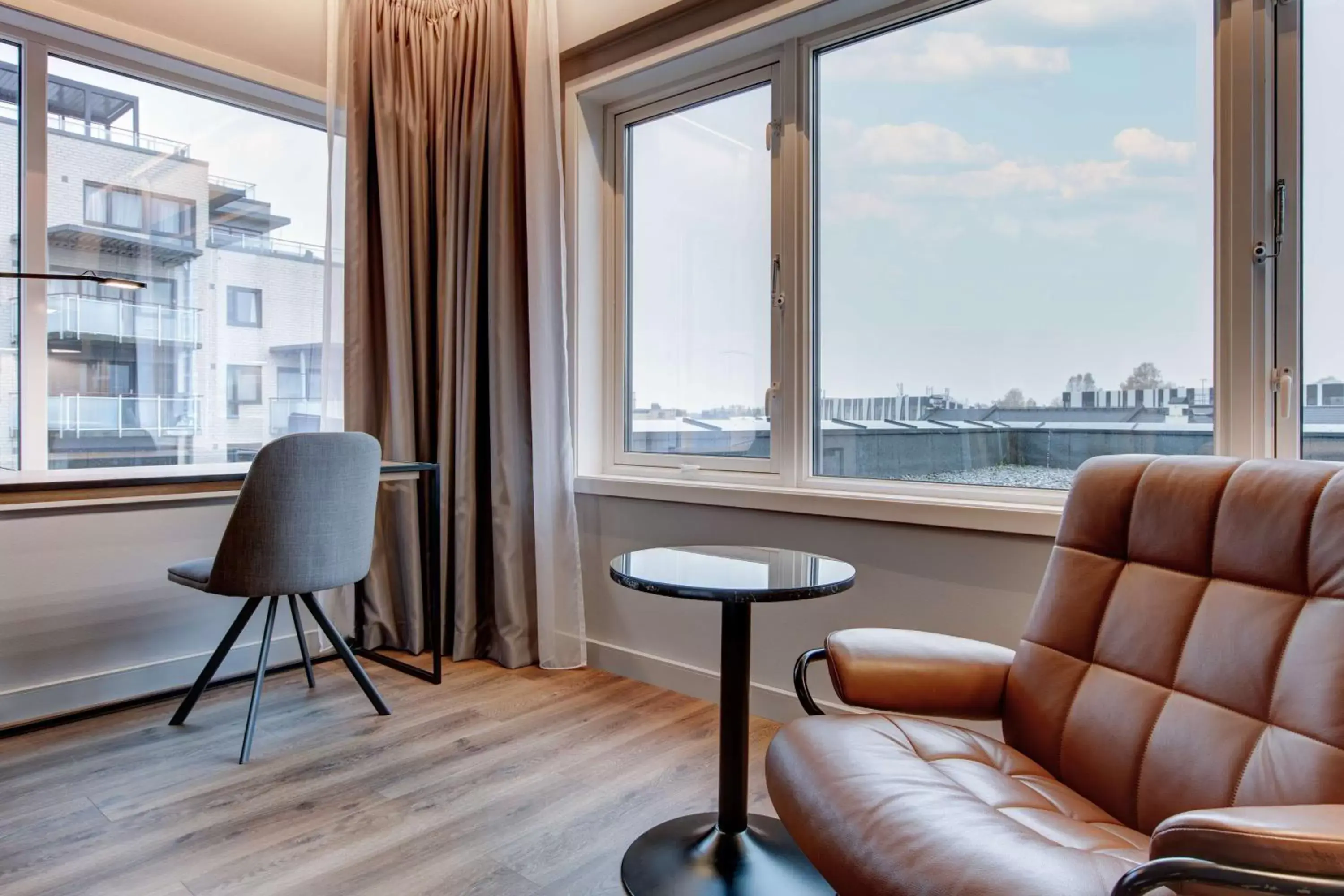 Photo of the whole room, Seating Area in Radisson Blu Hotel Nydalen, Oslo