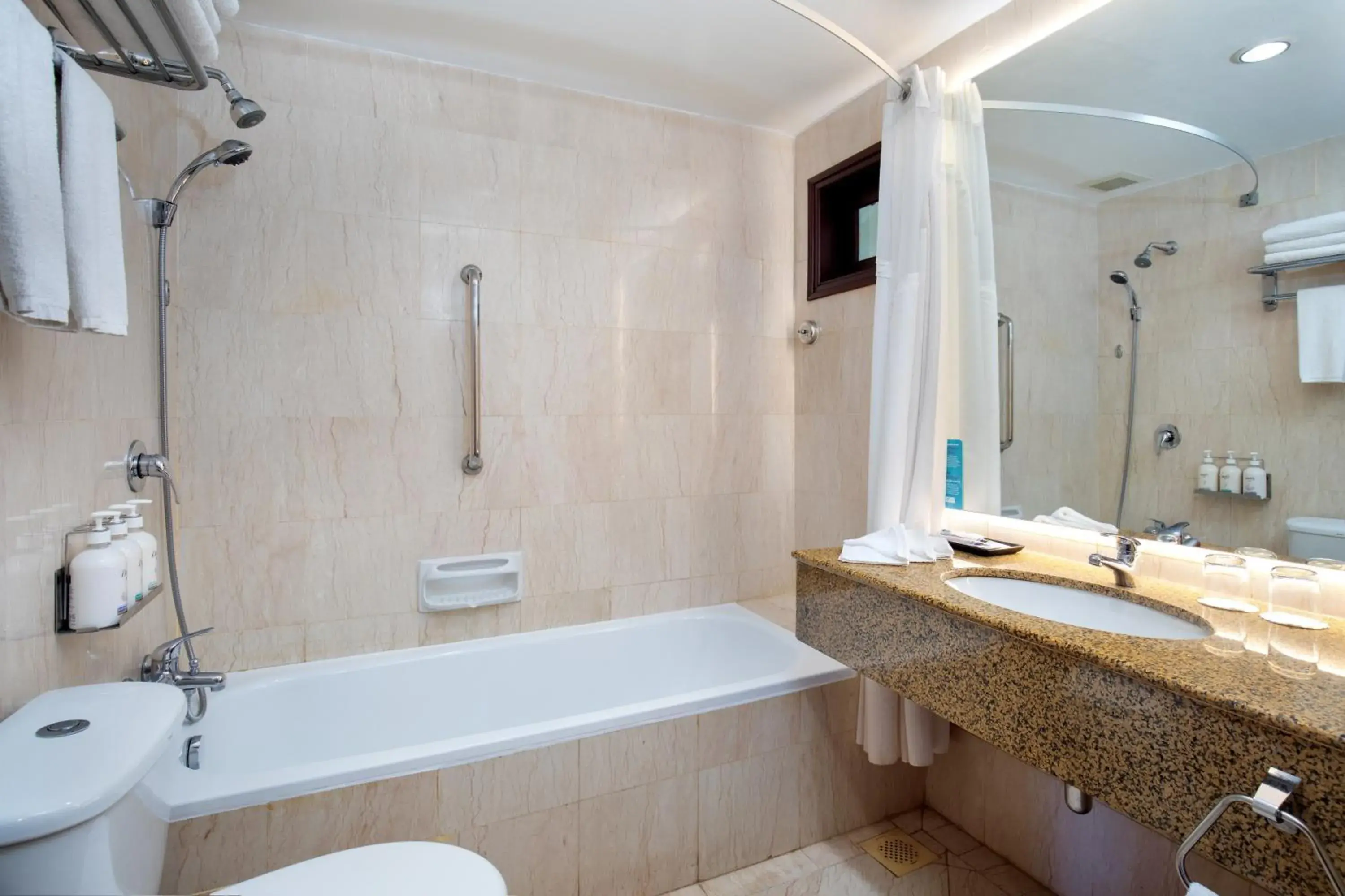 Shower, Bathroom in Holiday Inn Resort Batam, an IHG Hotel