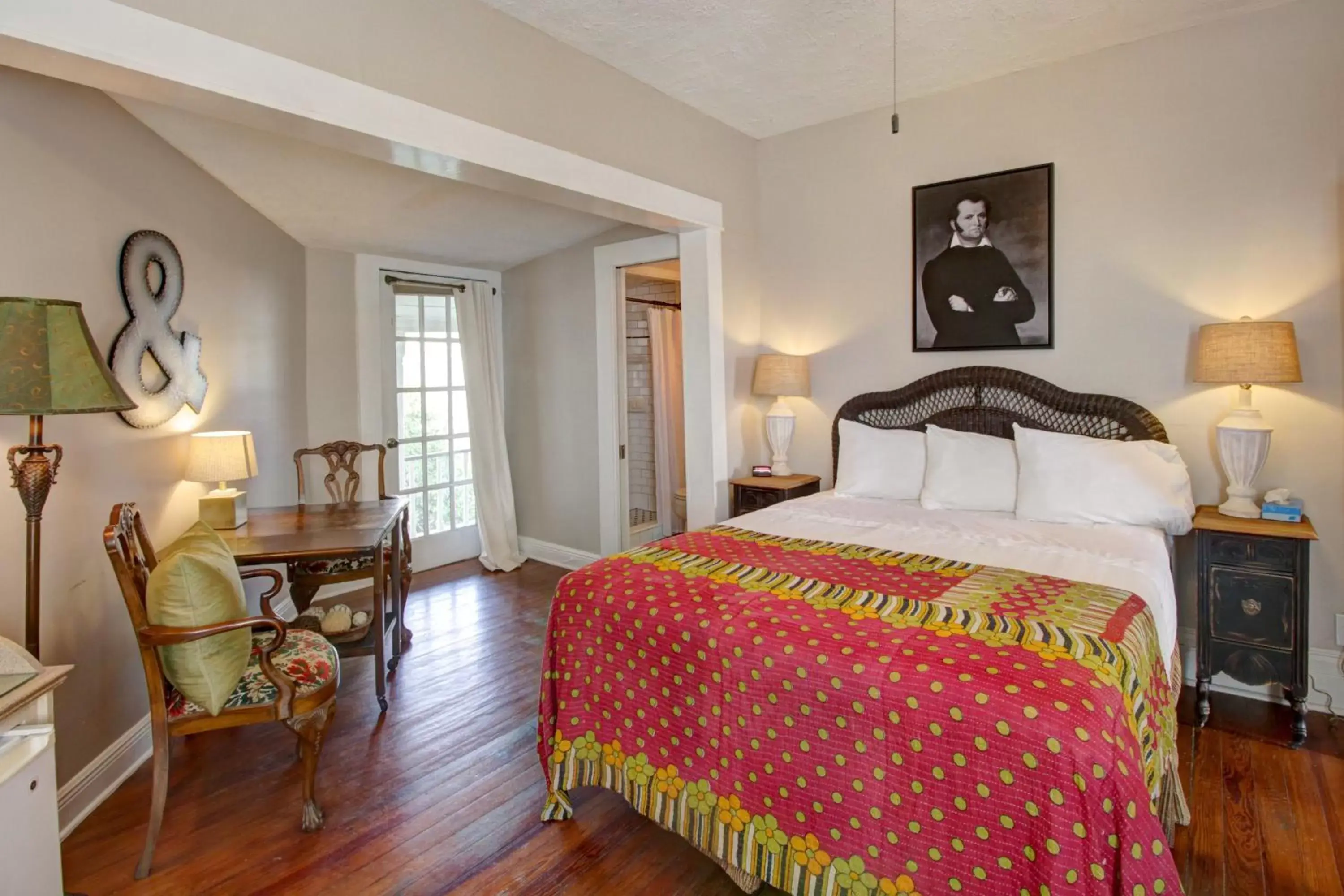 Queen Suite with Balcony in Inn on the Riverwalk Queen Suite with Balcony in Inn on the Riverwalk