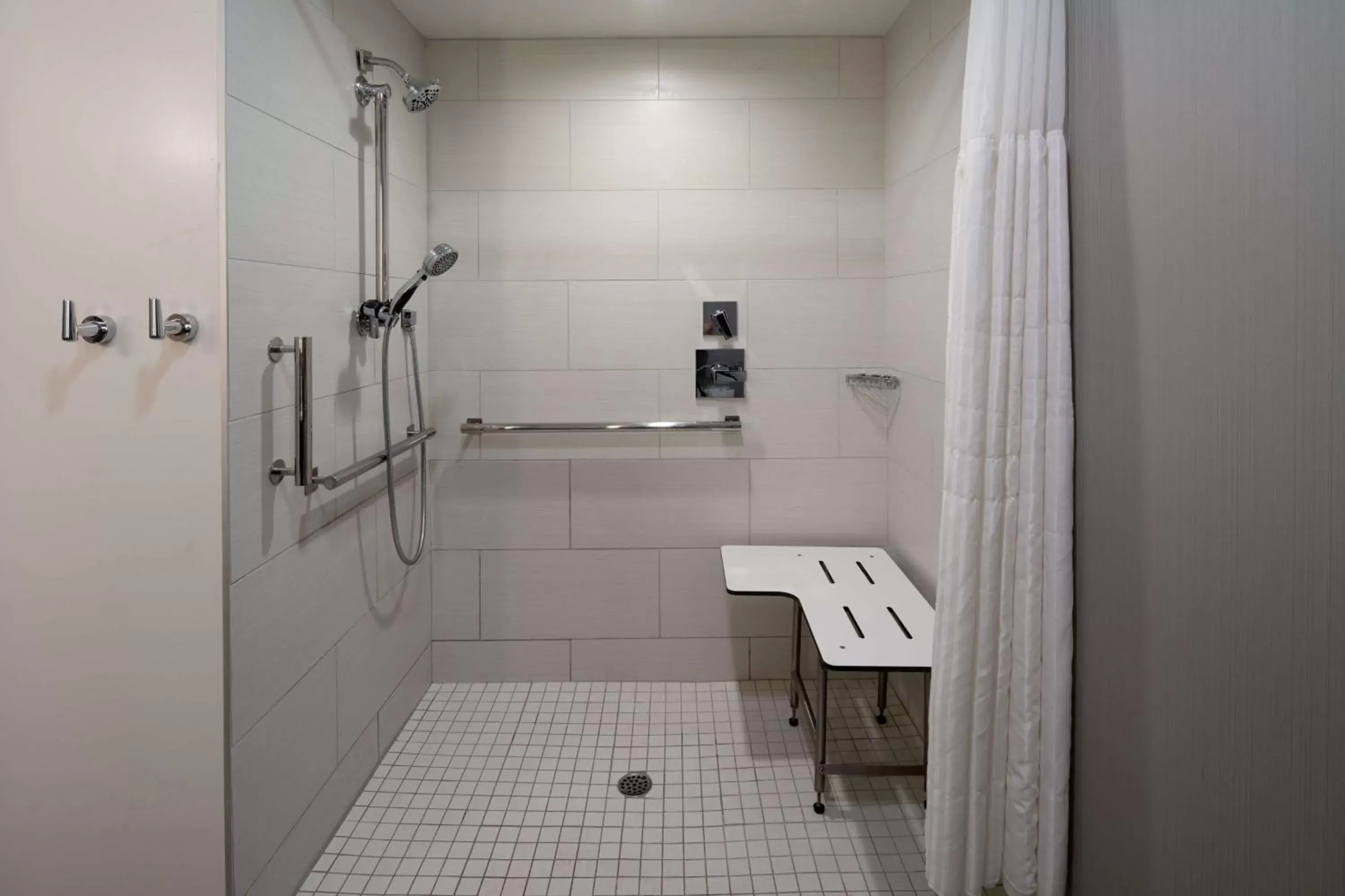 Bathroom in DoubleTree by Hilton Bakersfield Bathroom in DoubleTree by Hilton Bakersfield