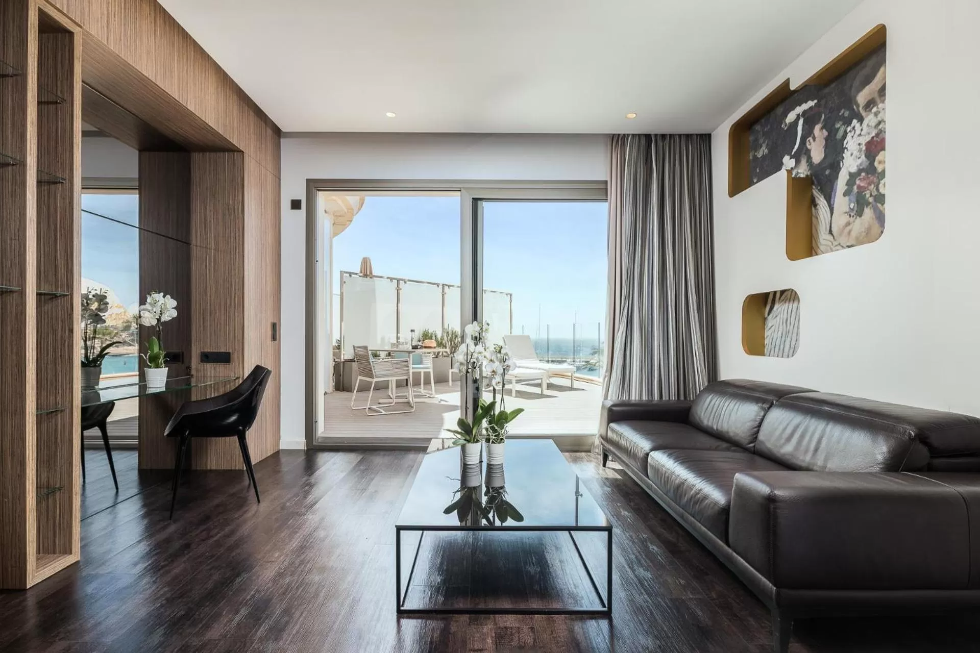 Photo of the whole room in Pure Salt Port Adriano - Adults Only