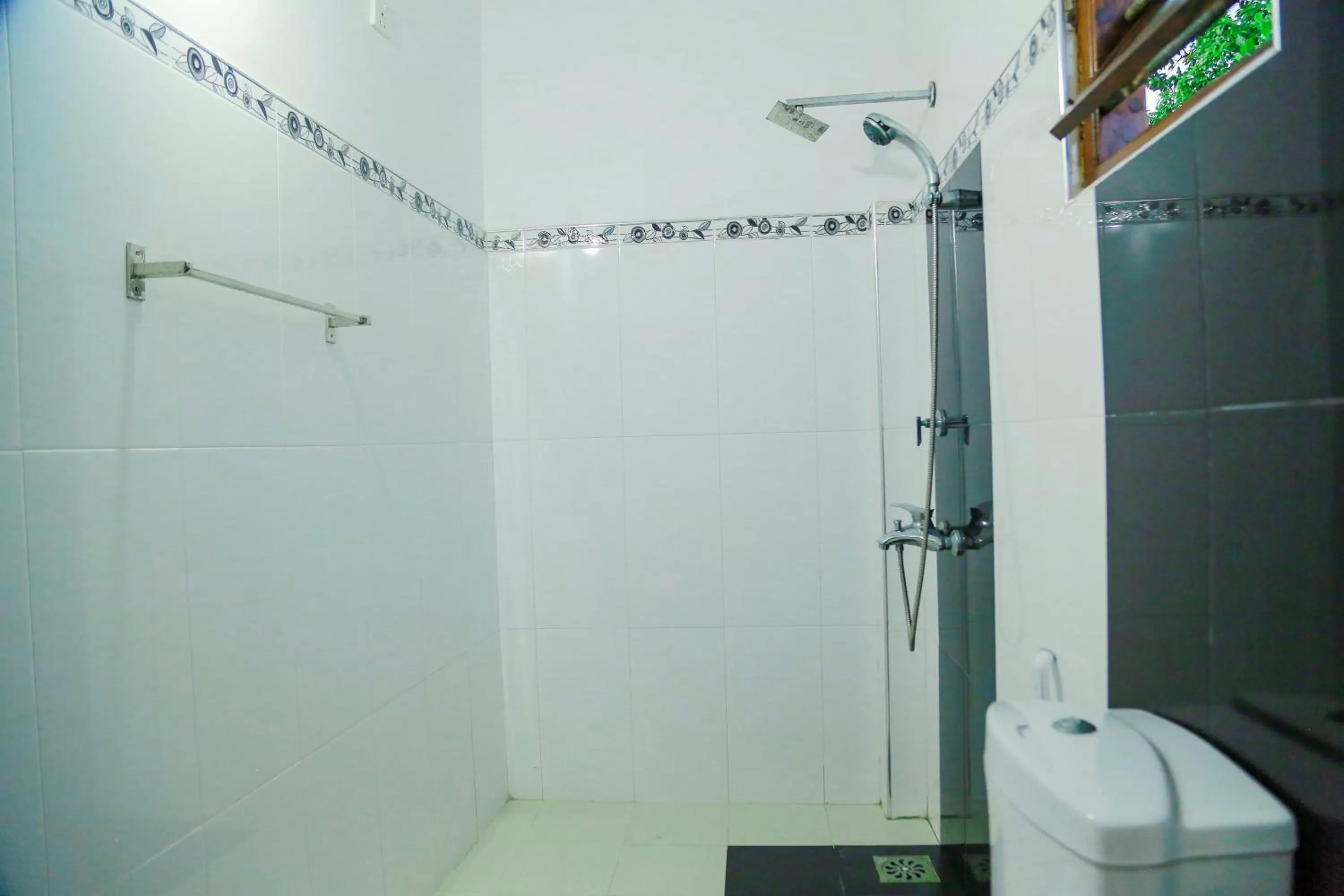 Bathroom in Sanda Hiru Guest