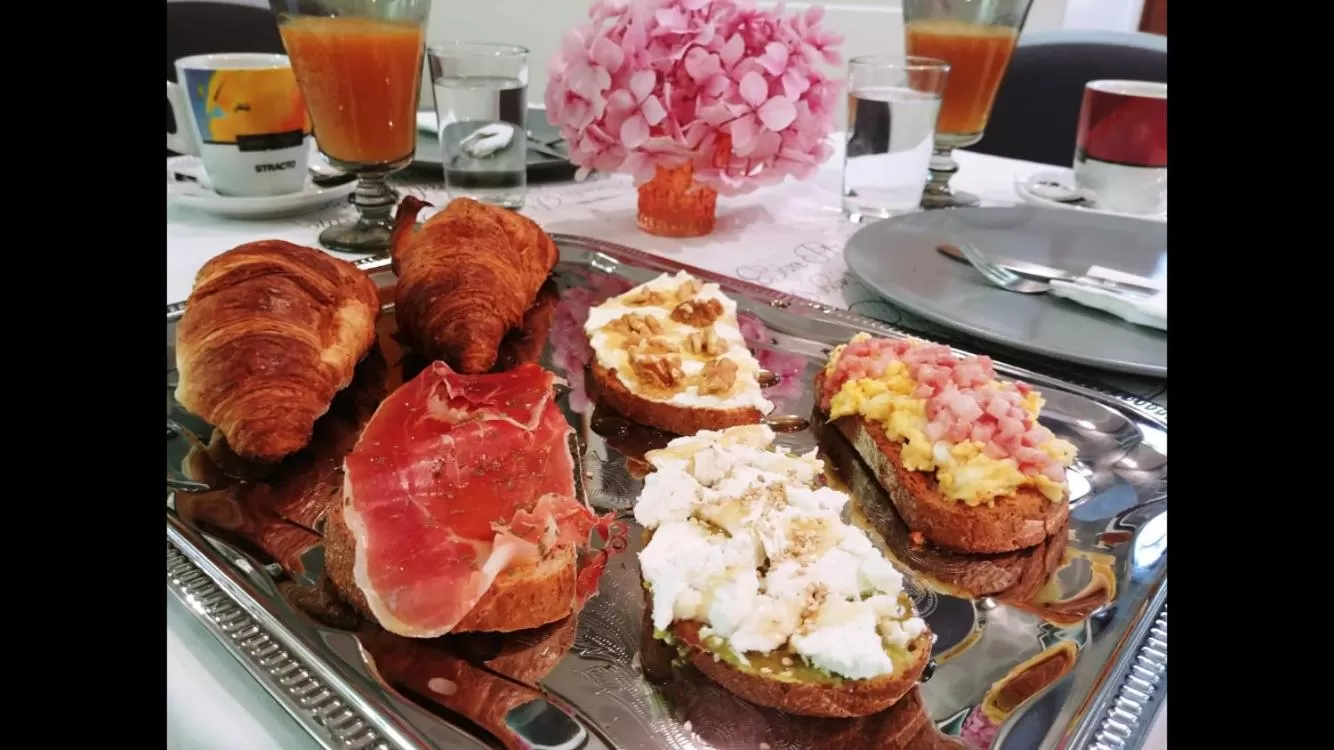 Breakfast in La Casona de Don Santos