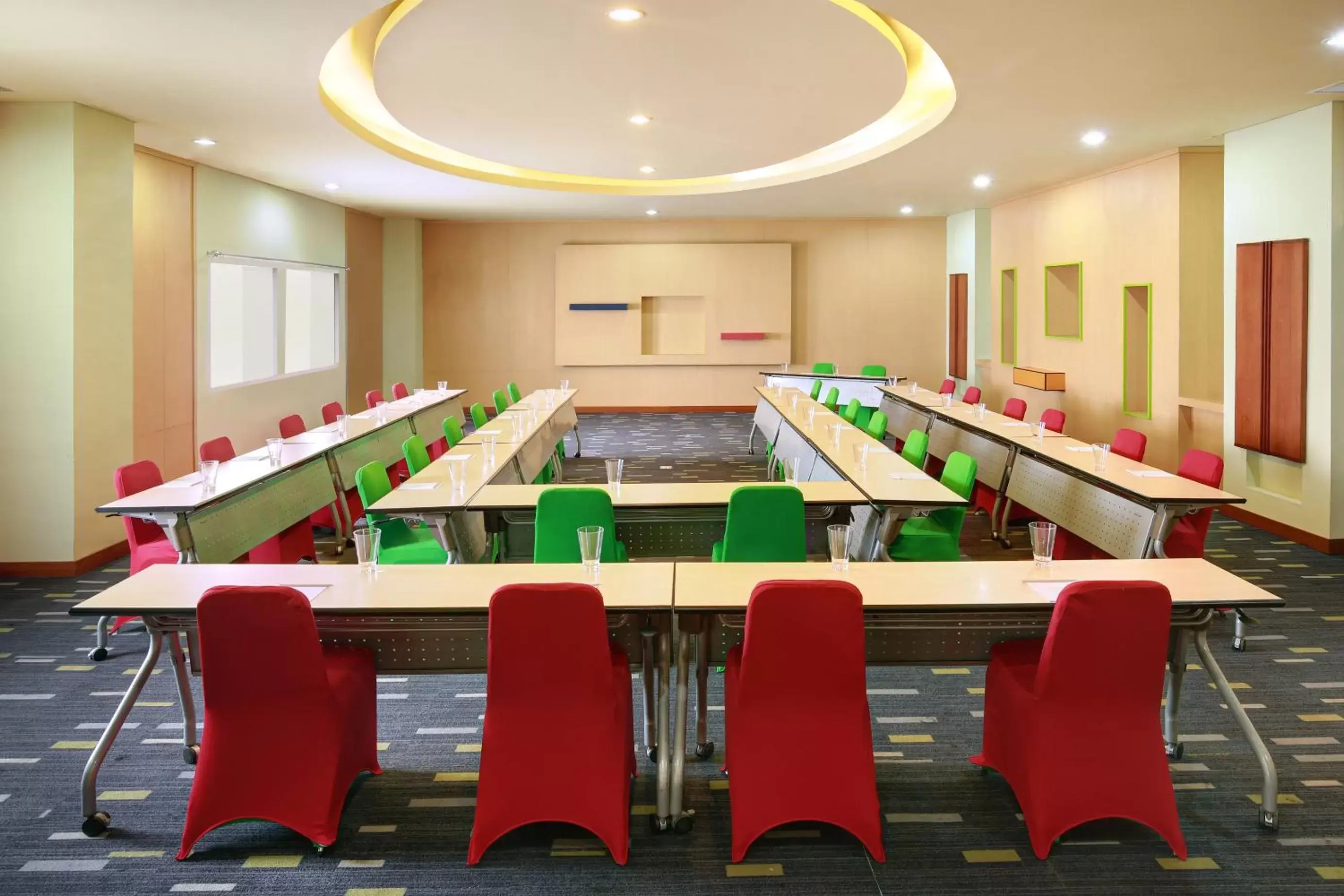 Banquet/Function facilities in ibis Styles Yogyakarta