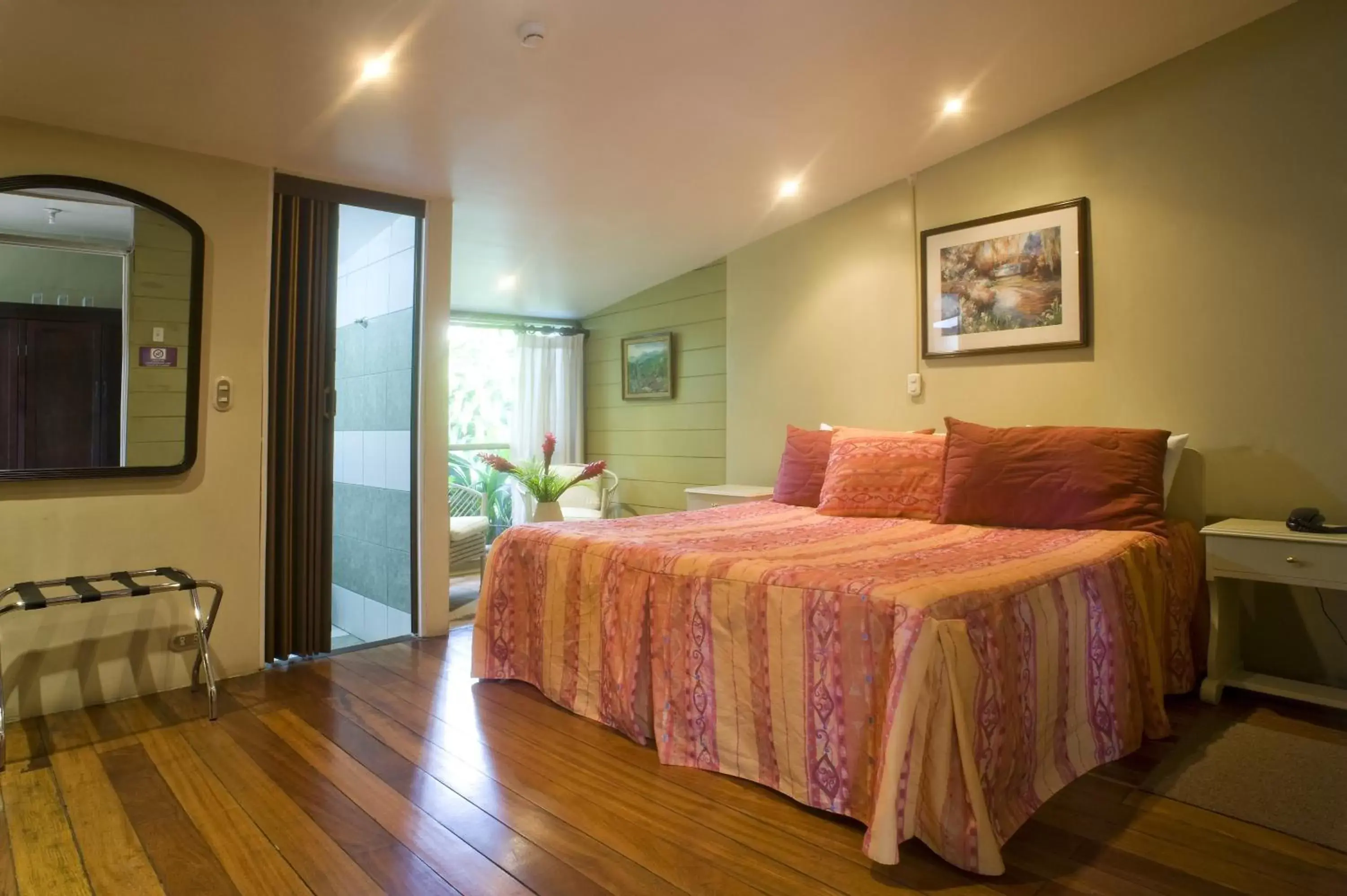 Bedroom, Bed in Hotel Aranjuez