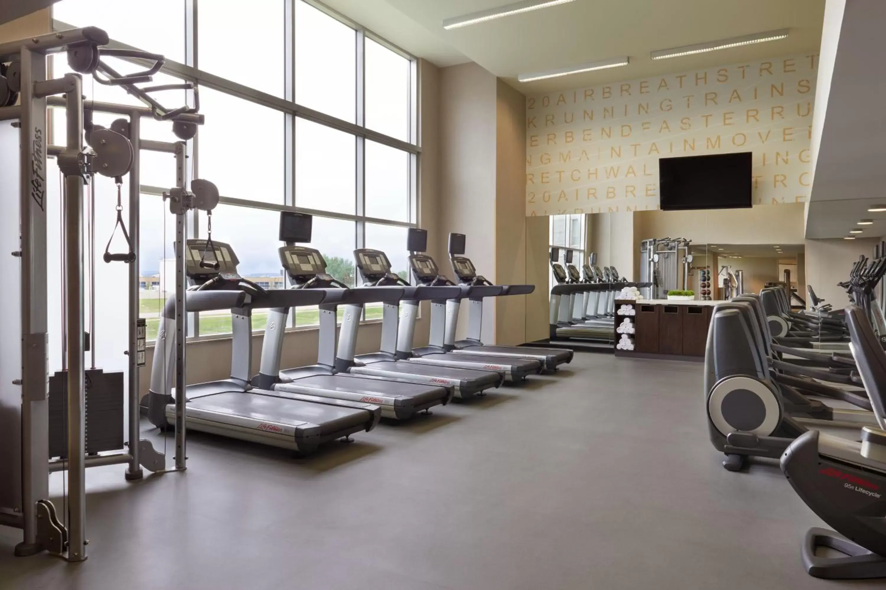 Fitness centre/facilities, Fitness Center/Facilities in Residence Inn by Marriott Calgary Airport