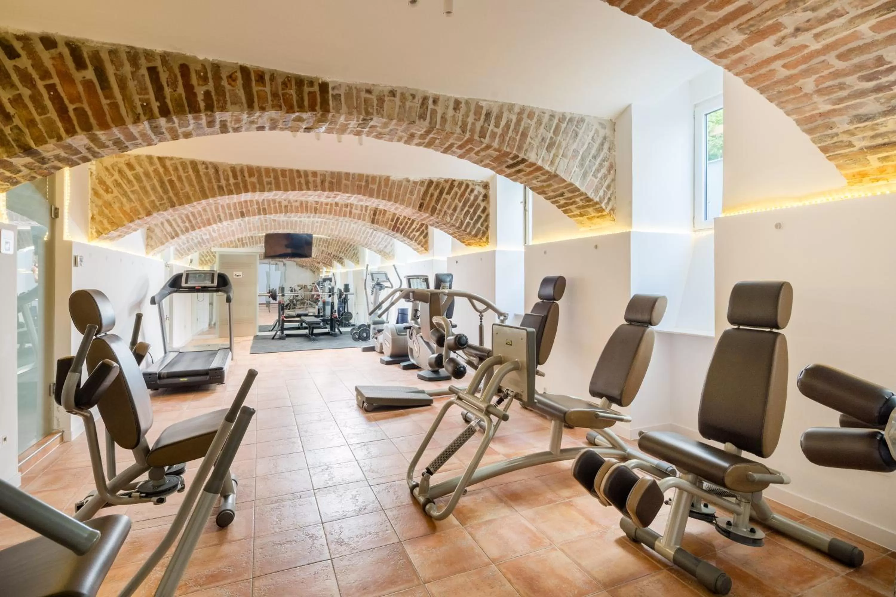 Fitness centre/facilities in Best Western Plus Celebrity Suites