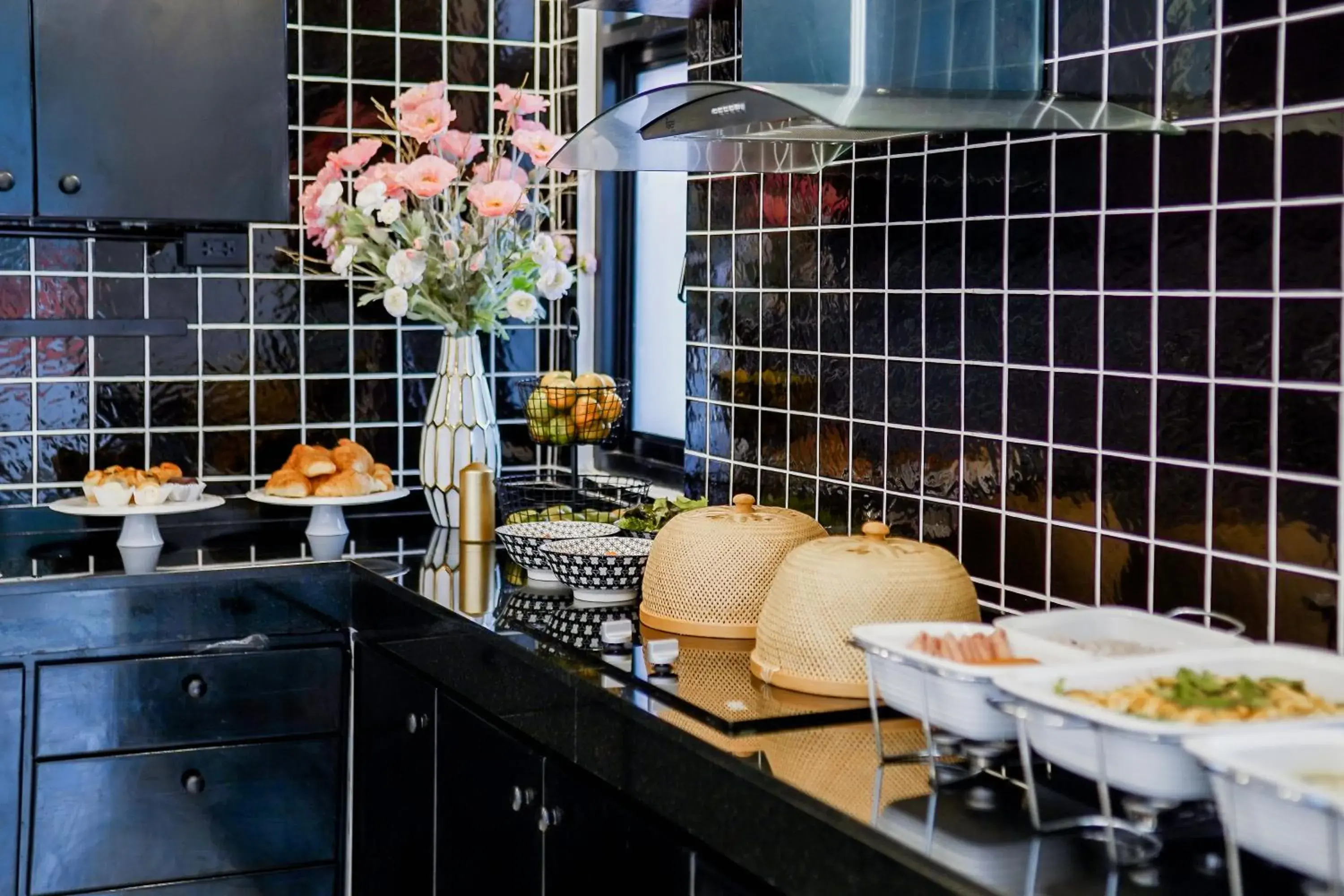 Restaurant/places to eat in Khaleej Mass Hotel Patong Restaurant/places to eat in Khaleej Mass Hotel Patong