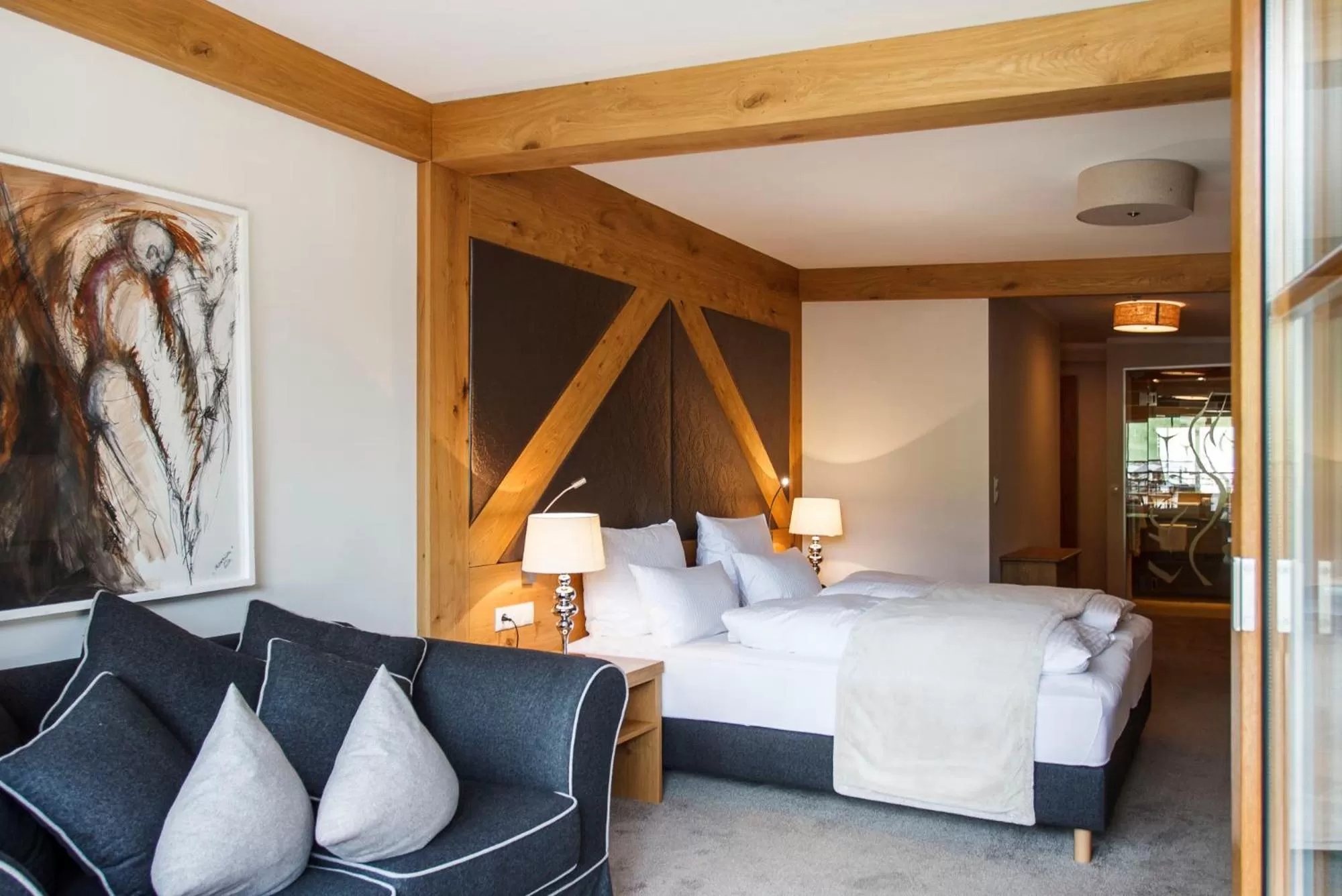 Photo of the whole room, Bed in Hotel Tirolerhof 4 Sterne Superior