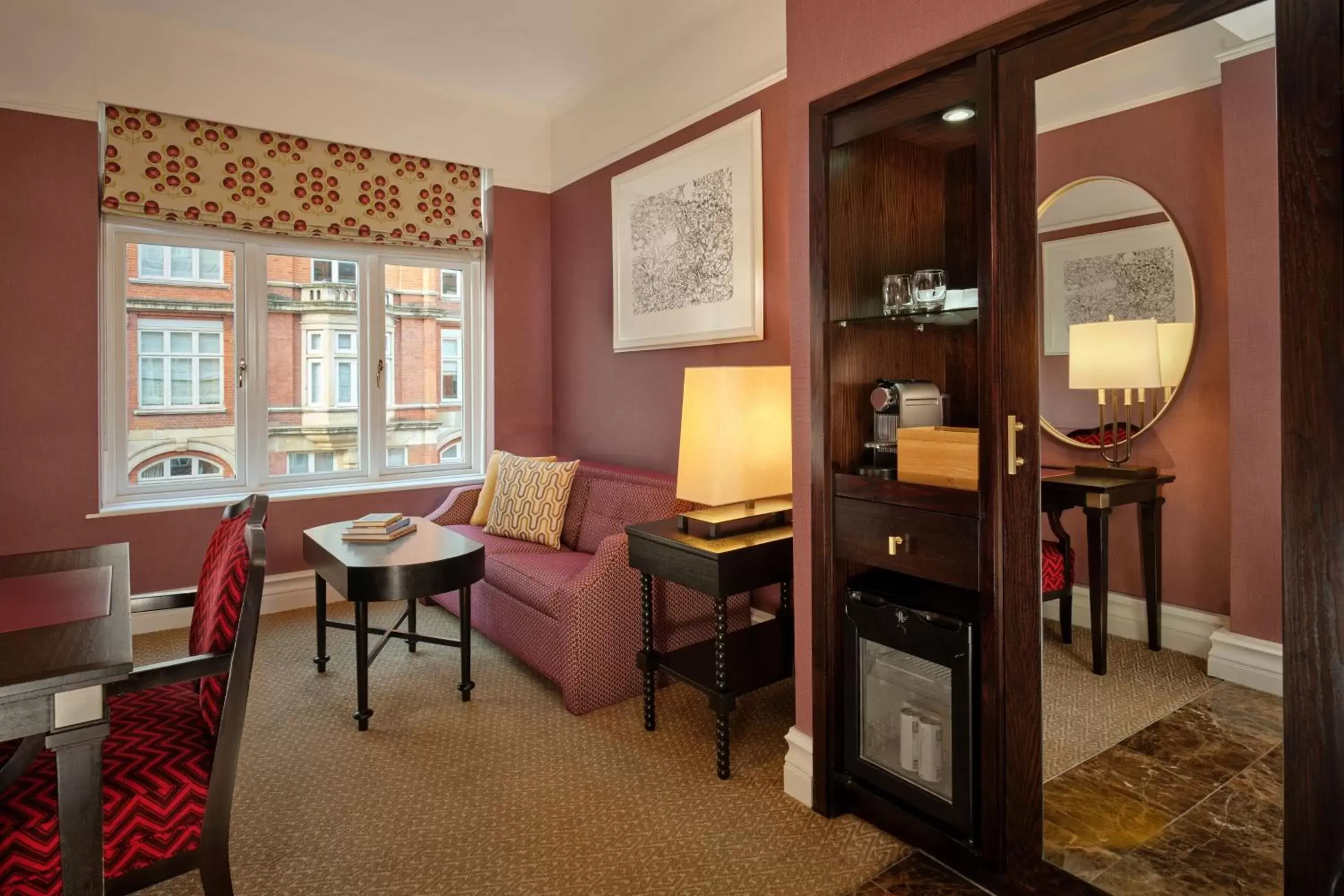 Bedroom, Seating Area in St. Ermin's Hotel, Autograph Collection