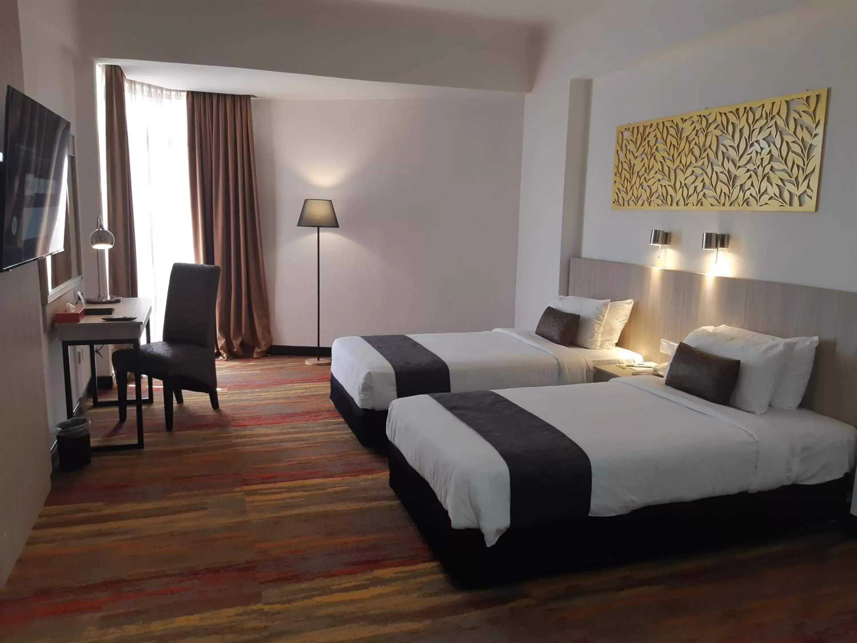 Bed in Hotel Grand Continental Kuala Terengganu