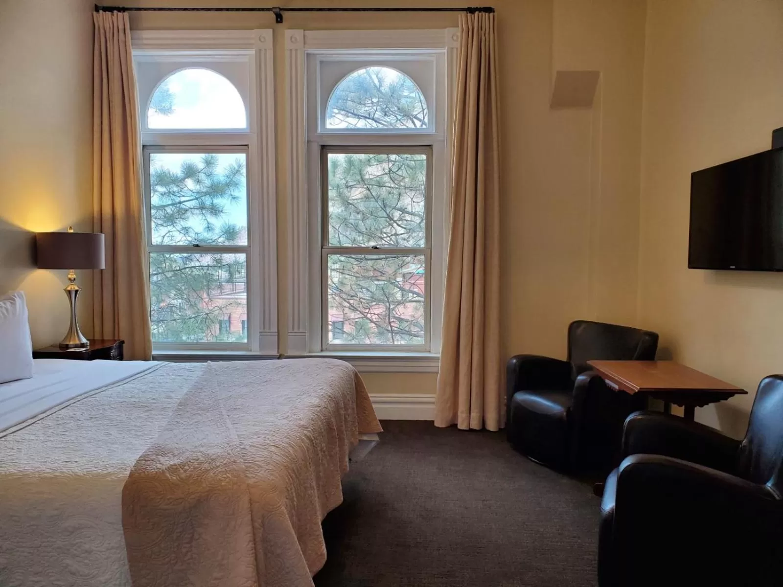 Bedroom, Bed in Hotel Ouray - for 12 years old and over