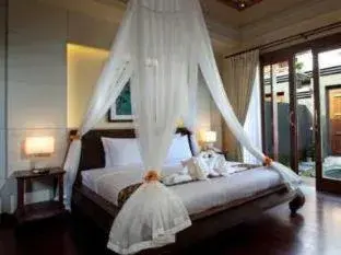 Bed in Ladera Villa Ubud
