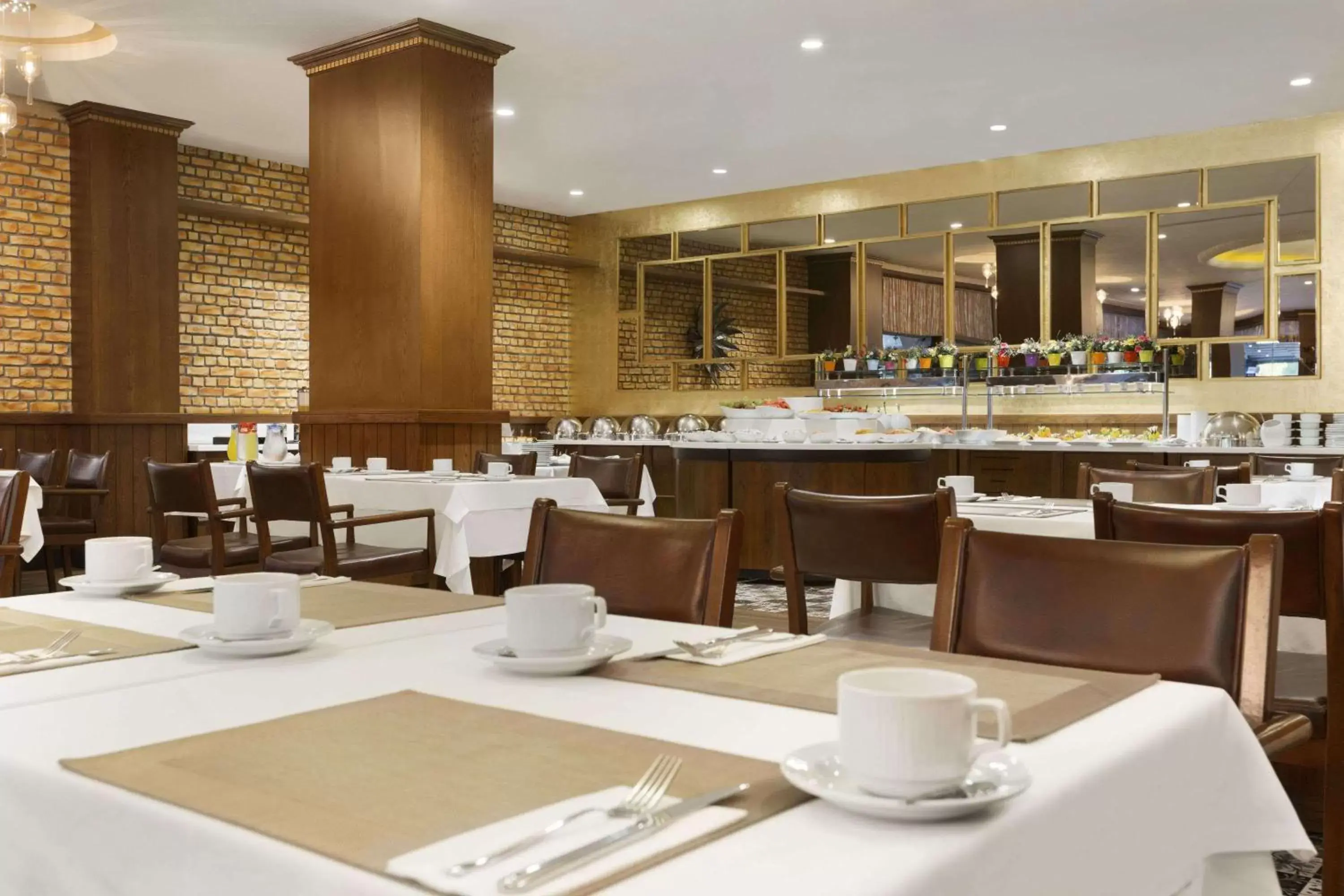 Restaurant/Places to Eat in Ramada Plaza by Wyndham Istanbul Atakoy