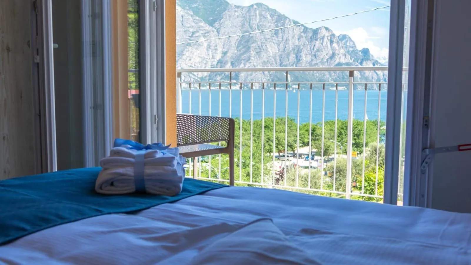 View (from property/room), Bed in Hotel Casa Marinella